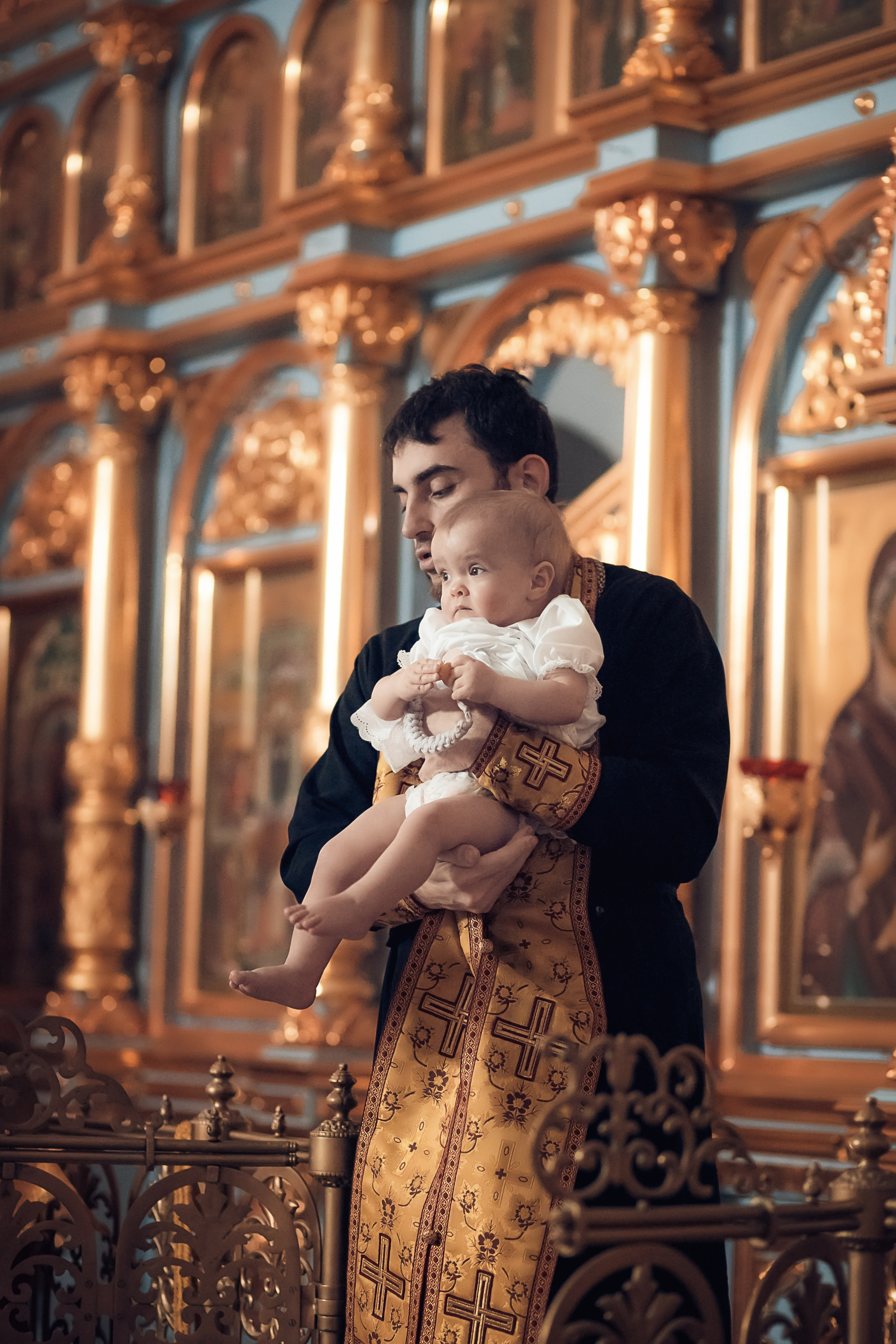 Съемки в храме. Семейный и церковный фотограф в Нефтеюганске