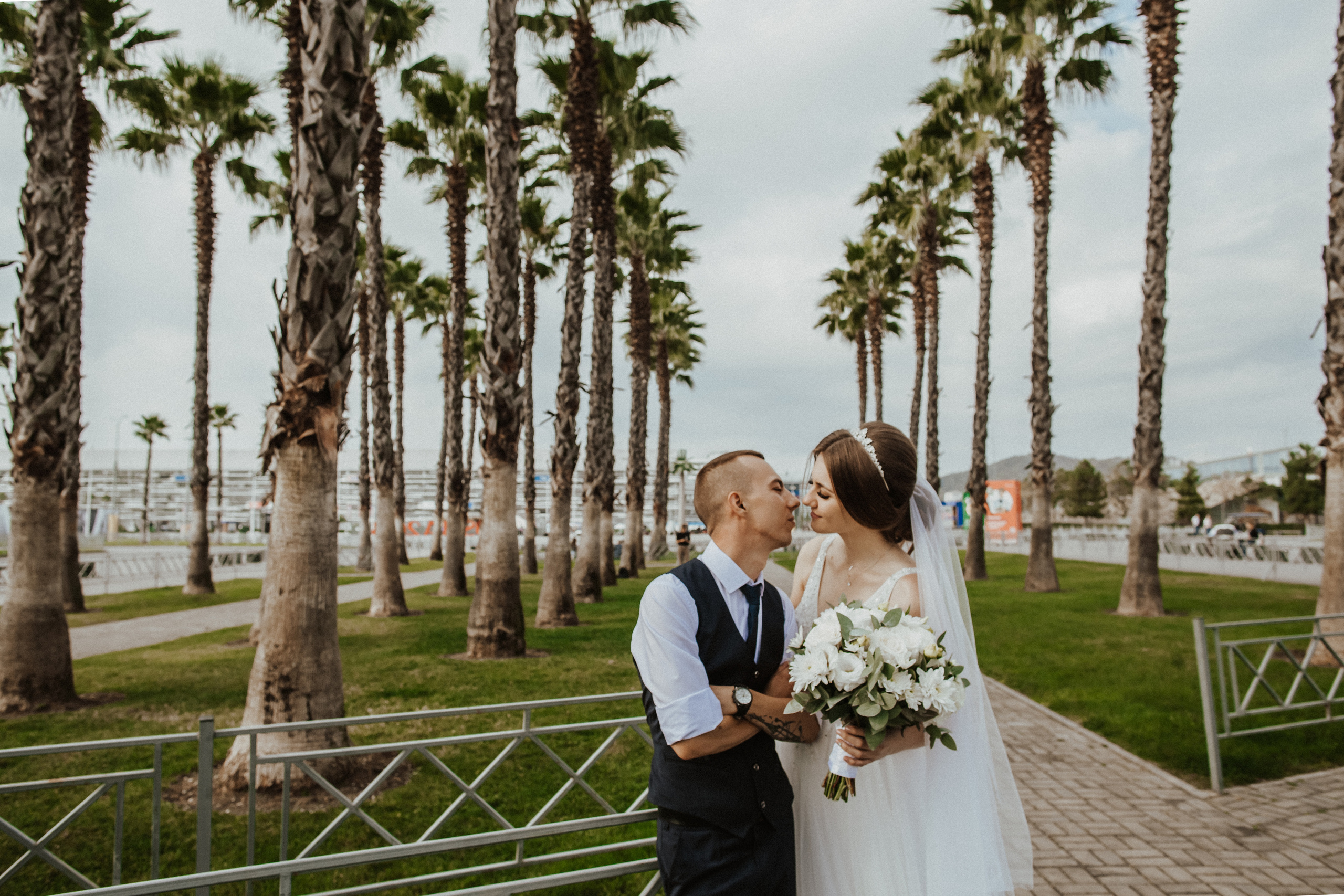 Свадебный фотограф в Адлере. Свадебный и семейный фотограф в Самаре и Сочи