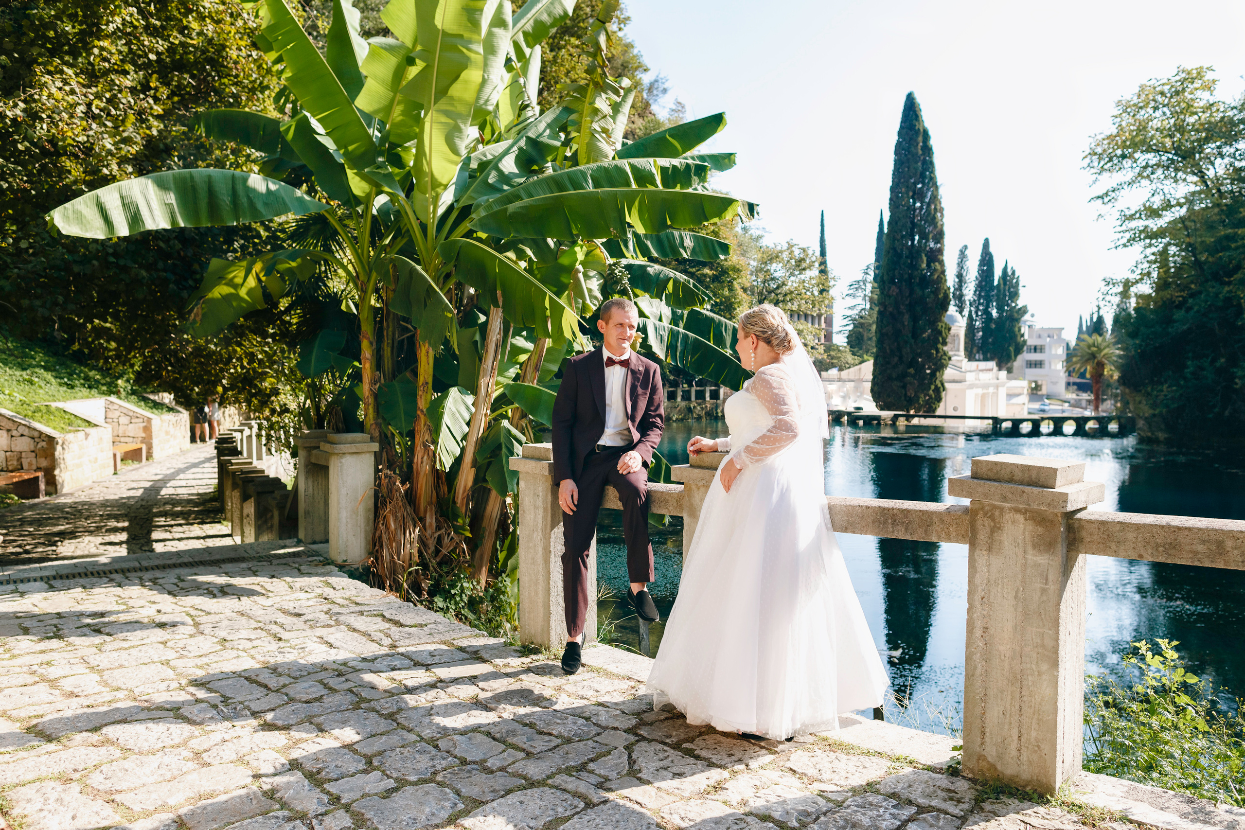 Свадебная фотосессия Новый Афон. Свадебный и семейный фотограф в Самаре и Сочи