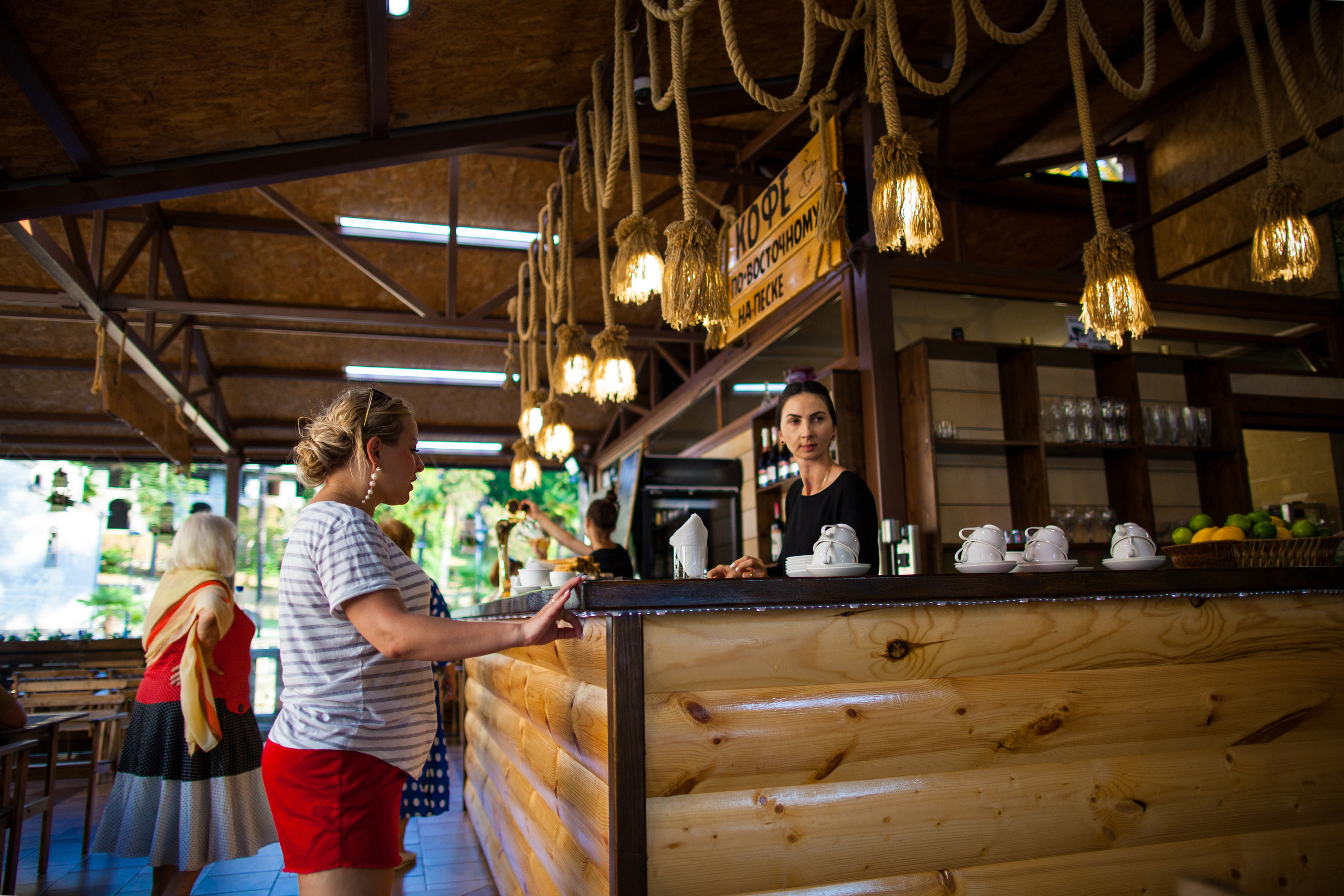 Свадебная фотосессия Новый Афон. Свадебный и семейный фотограф в Самаре и Сочи