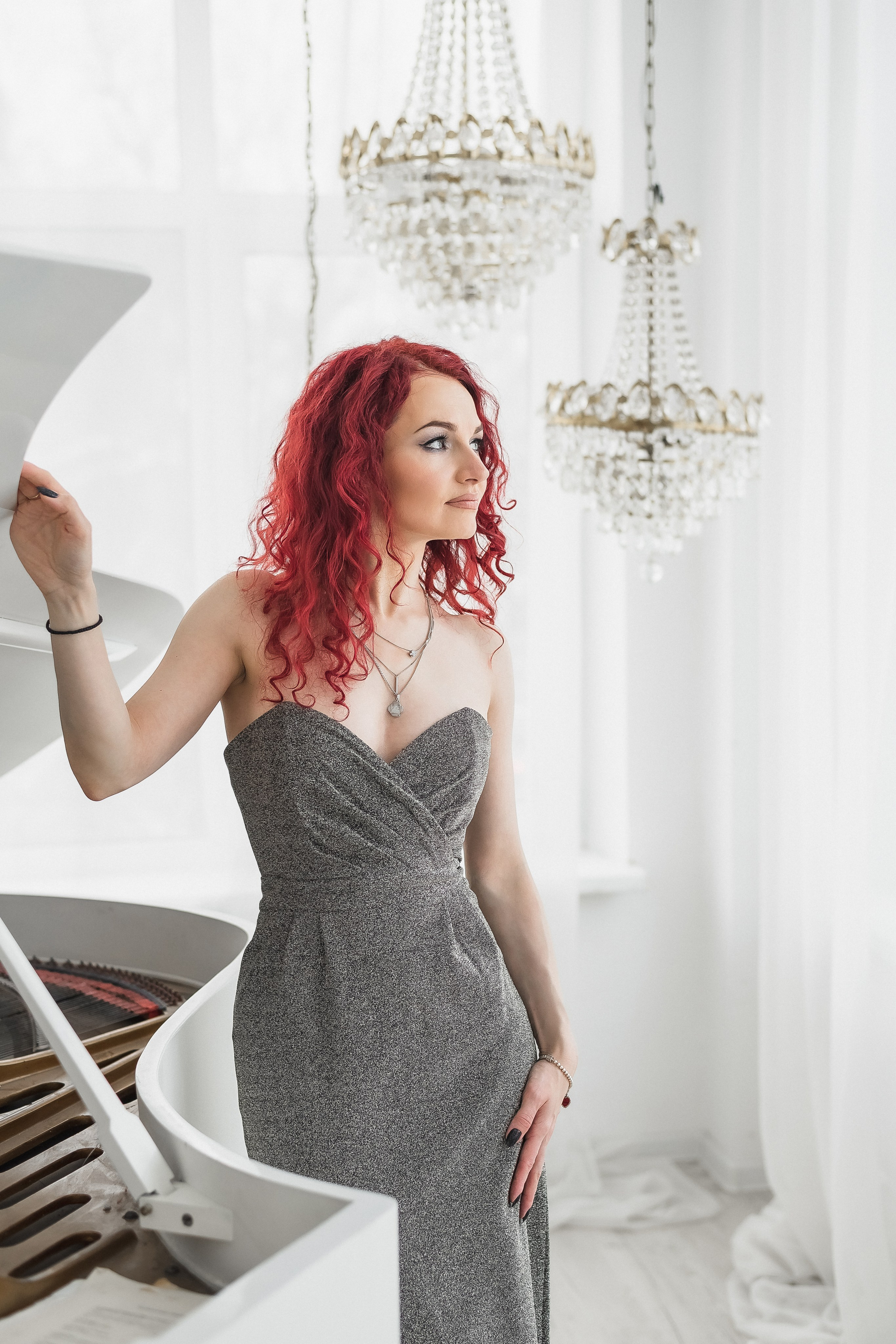 В светлом зале Парфе. КОНТЕНТ |БРЕНД фотограф Санкт-Петербург — Жанна Олтаржевская