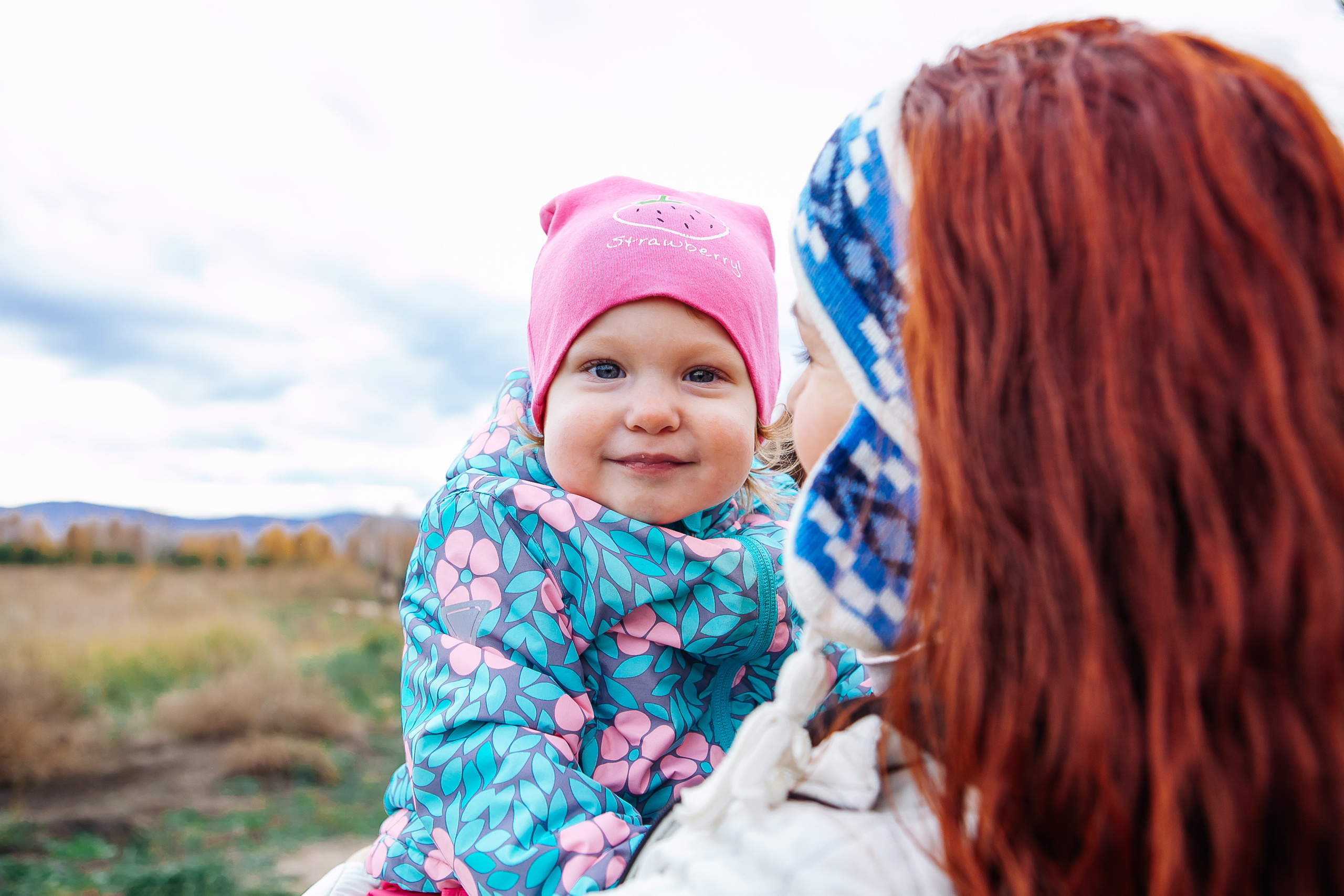 семья мама дочка остров природа