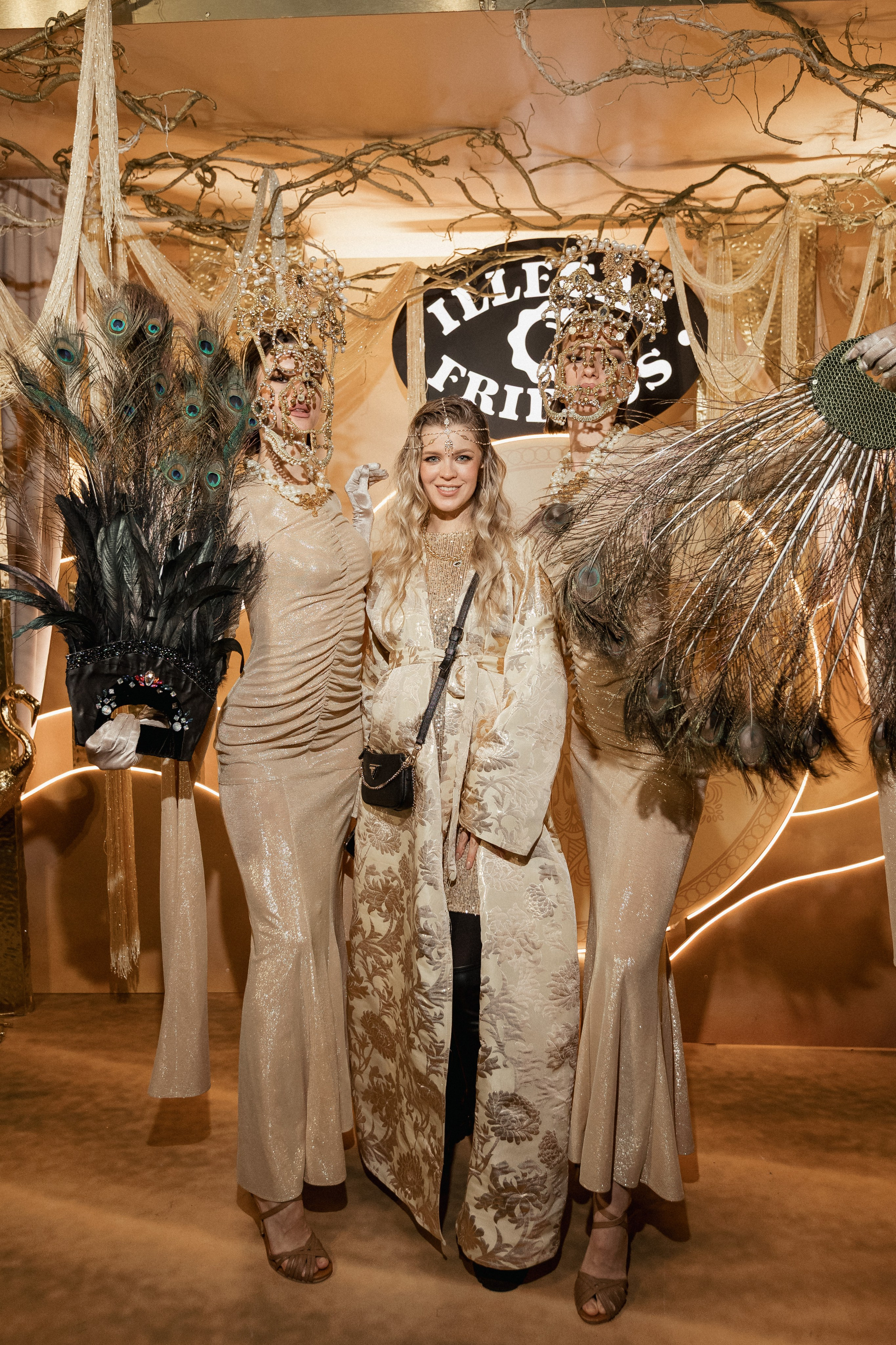 ILLEGAL FRIENDS — MIRAGE [PART I]. СВОИ. ФОТООТЧЕТЫ-СОБЫТИЯ-МЕСТА