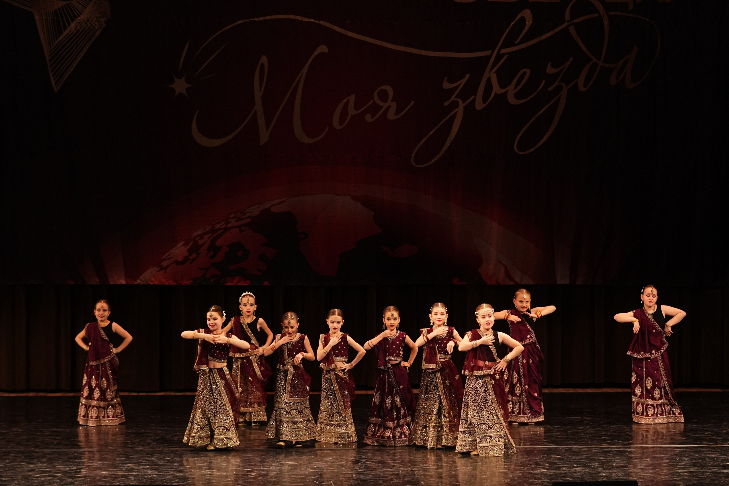 7 декабря, блок 1, г. Москва. Золотое яблочко