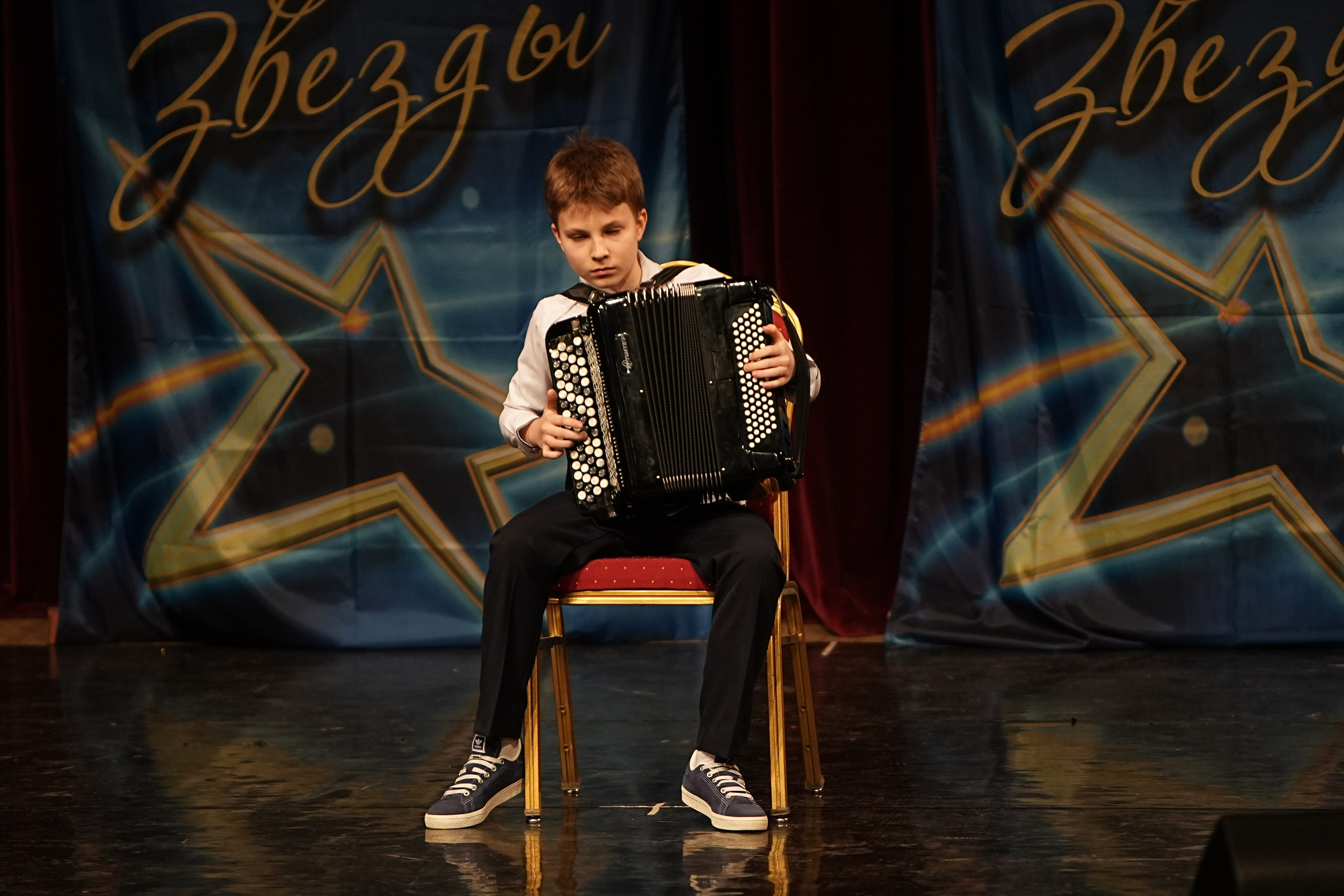 15 марта, блок 2, г. Москва. Золотое яблочко