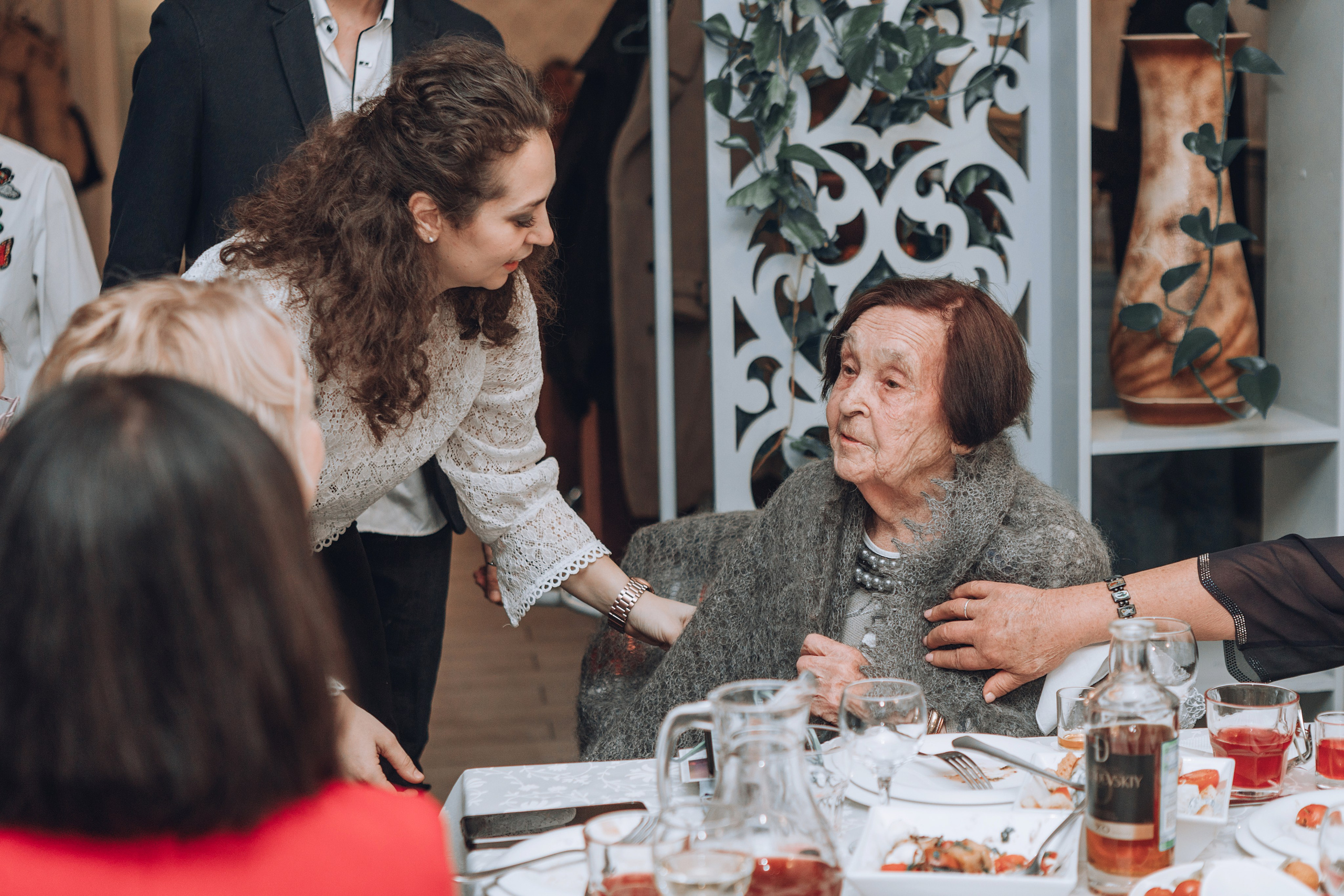 90-летний юбилей Сары Вагаповны. Фотограф в Санкт — Петербурге Анна Конофало