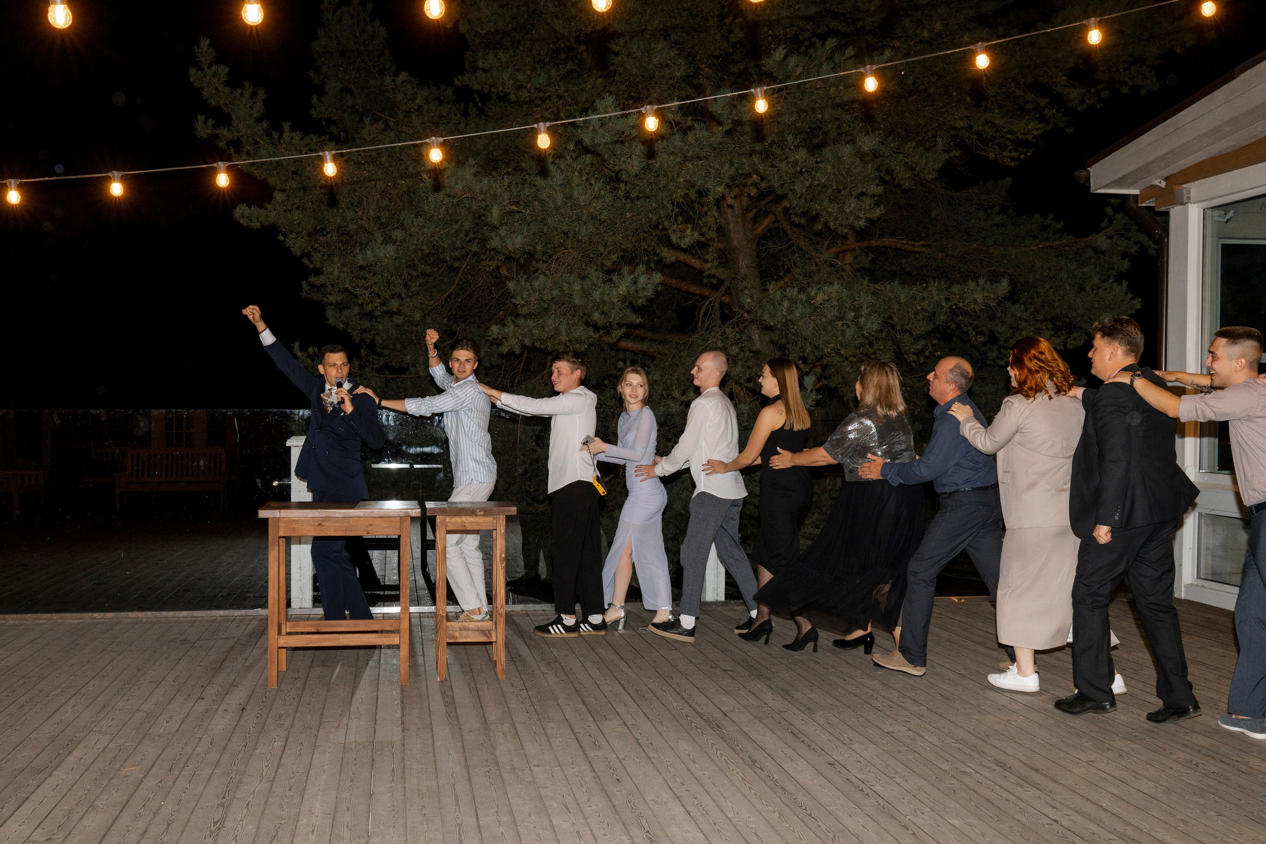 Лёня и Юля. Питер. От утра в отеле до вечеринки в ресторане на заливе. Цифра и плёнка. Свадебный фотограф Катерина Чулкова