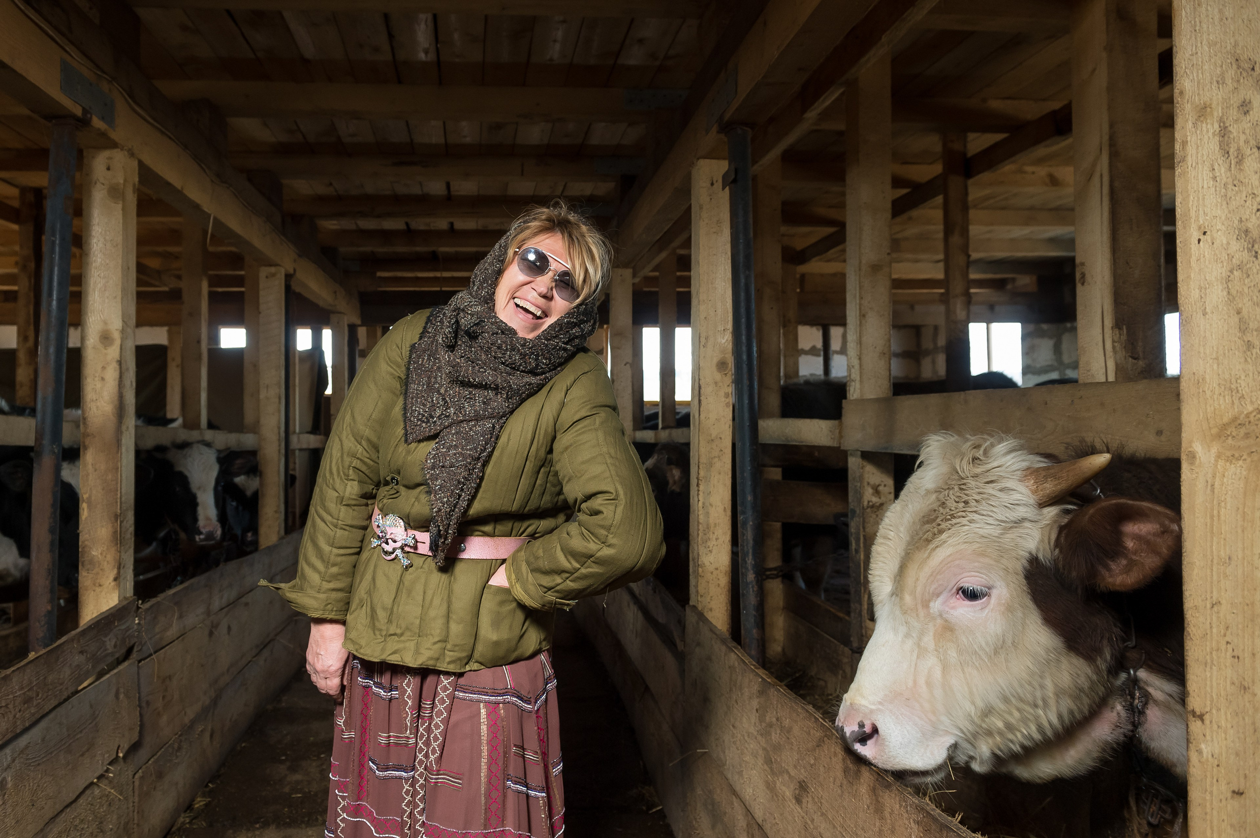 Jana Nedzvetskaya. Показ в коровнике. 2016. Дима Бабушкин. Фотограф. Подиум. Репортаж. Творчество. Дорого