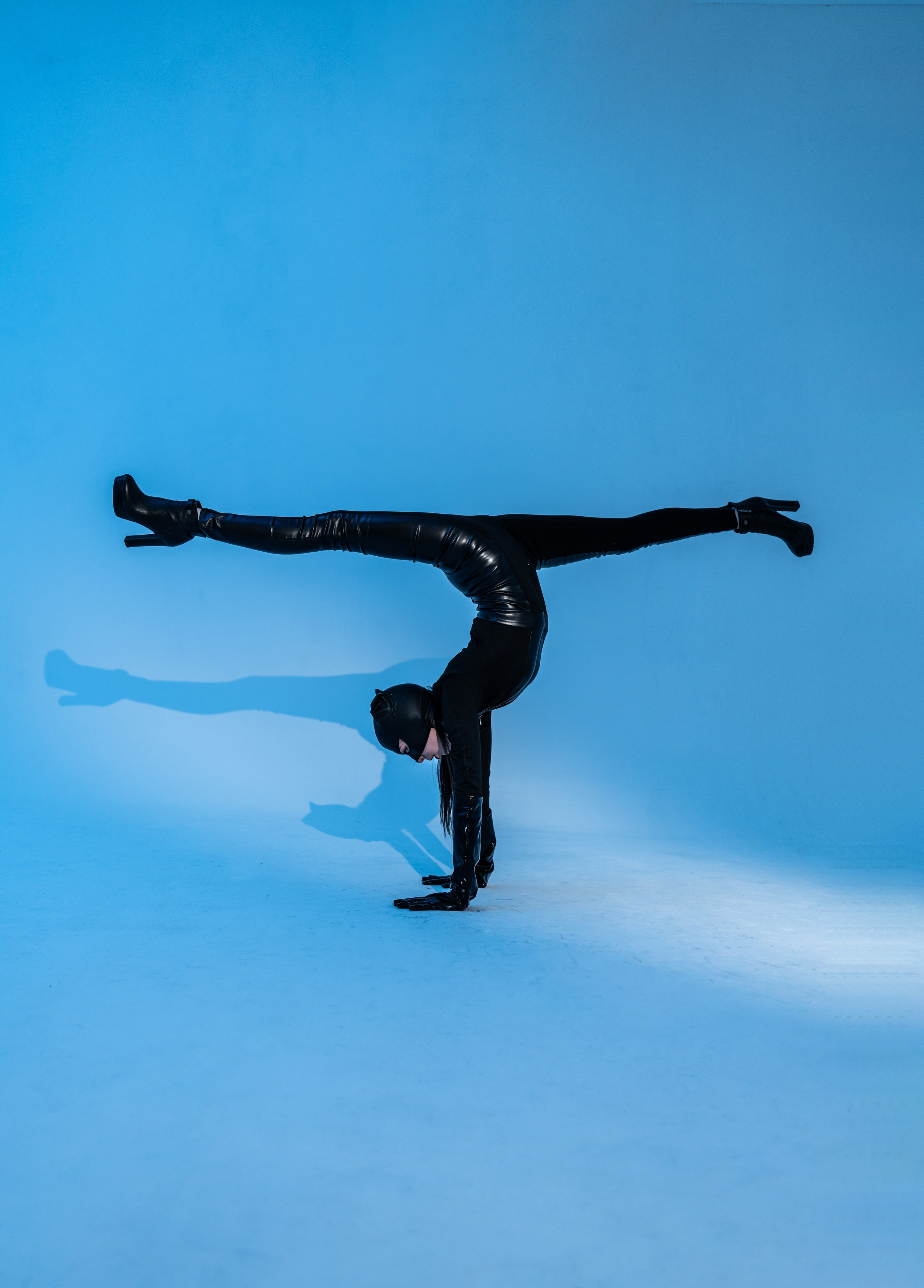 Женщина кошка. Модель Камилла. Свадебный и индивидуальный фотограф Аля Мамакова