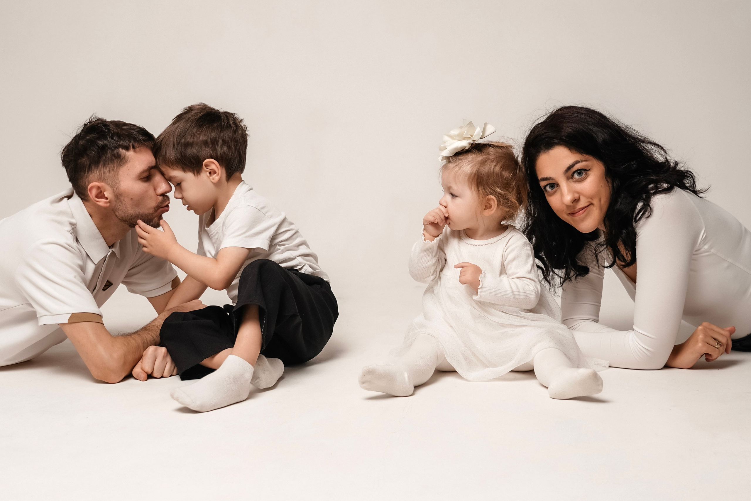 Семейная съемка на циклораме. Анна, фотограф Москва, Зеленоград