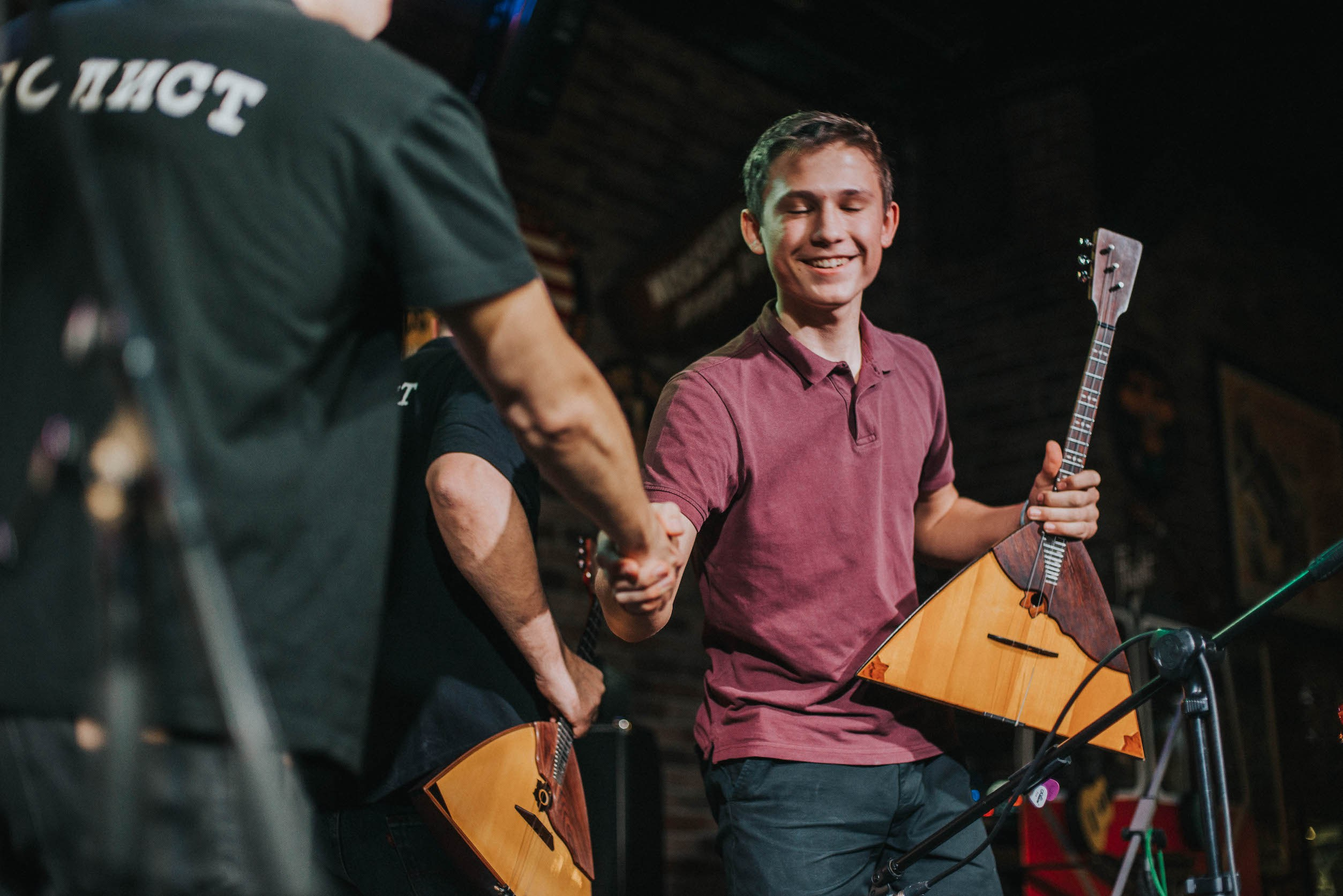 LifePub 16.03.2022. Московская кавер-группа BankBand