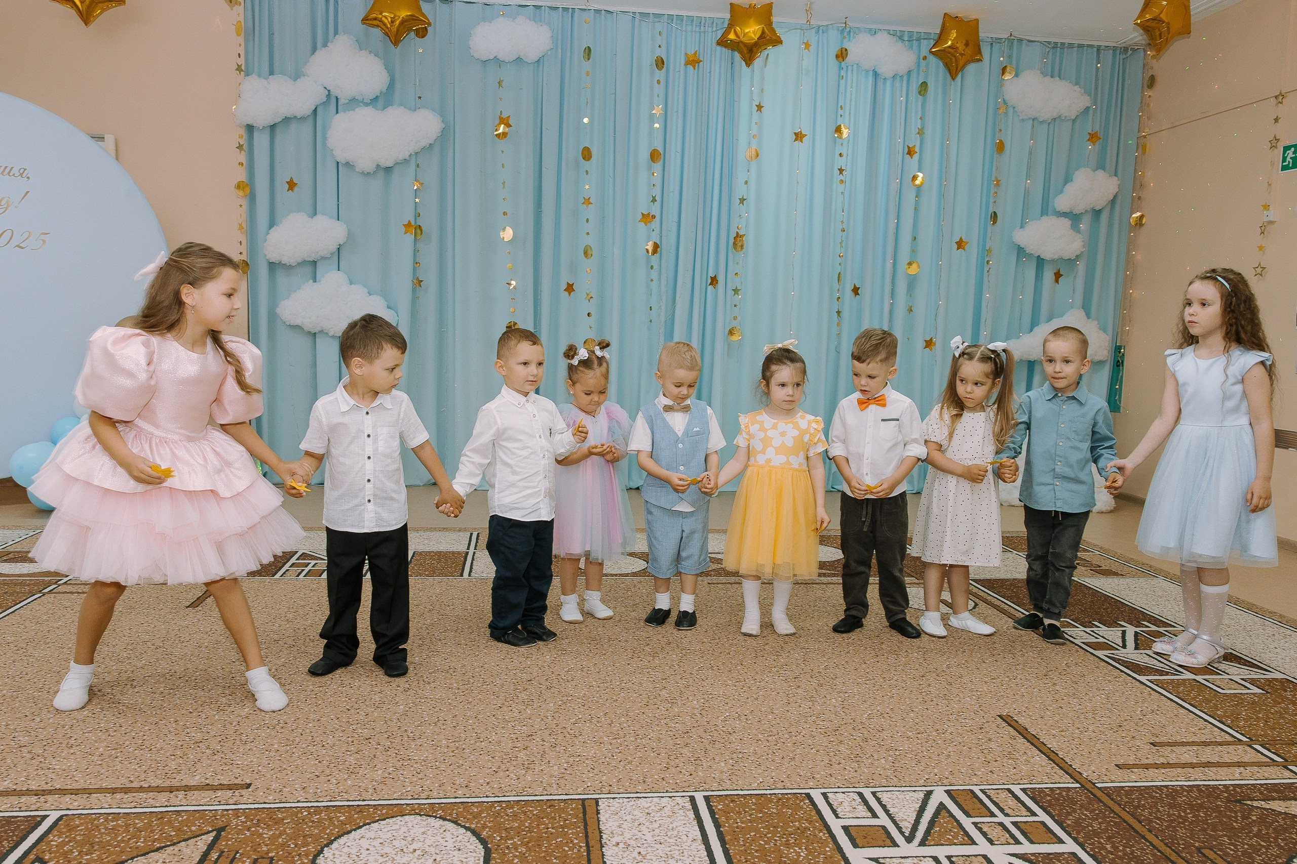 Выпускной в ДС -29. Выпускные альбомы Натальи Бутко: Новороссийск, Анапа, Геленджик