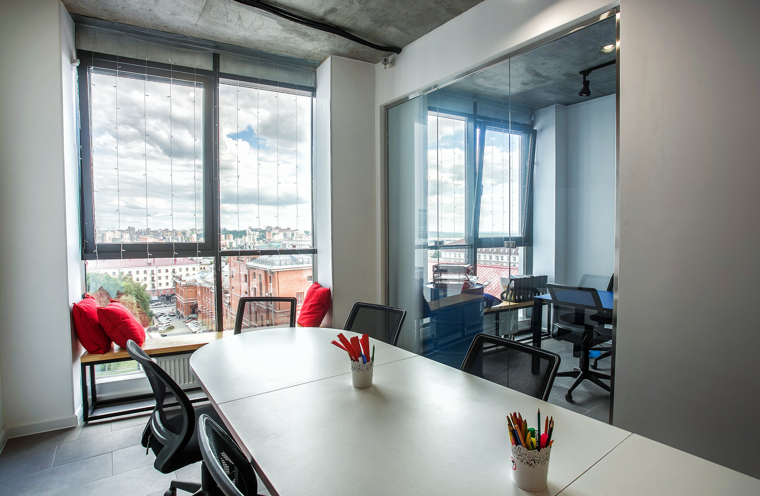 Офис языковой школы. Алексей Муравьёв — фотограф в Уфе