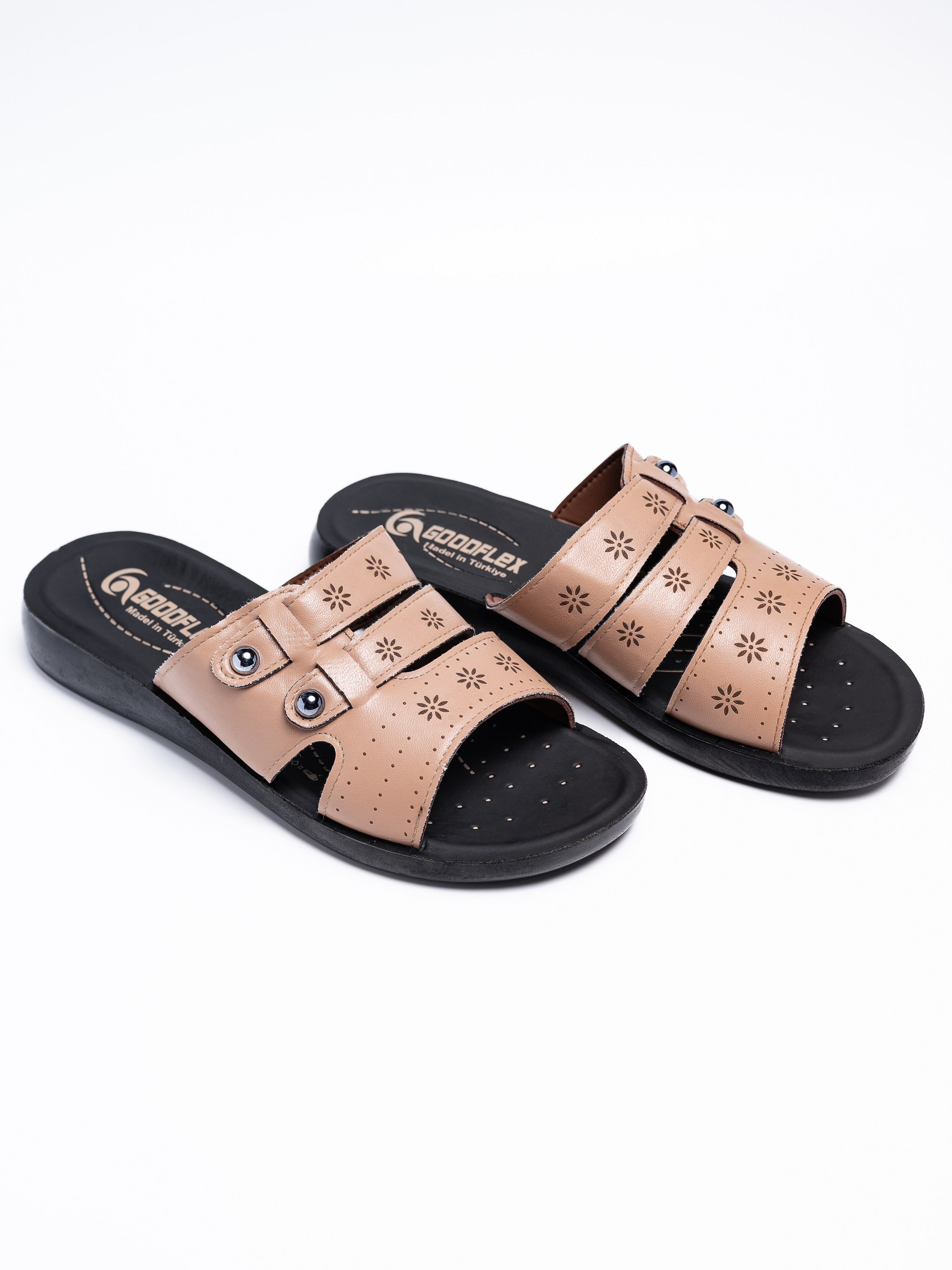 Тапочки серия 2. Предметный фотограф, фото для маркетплейсов Пятигорск, КМВ