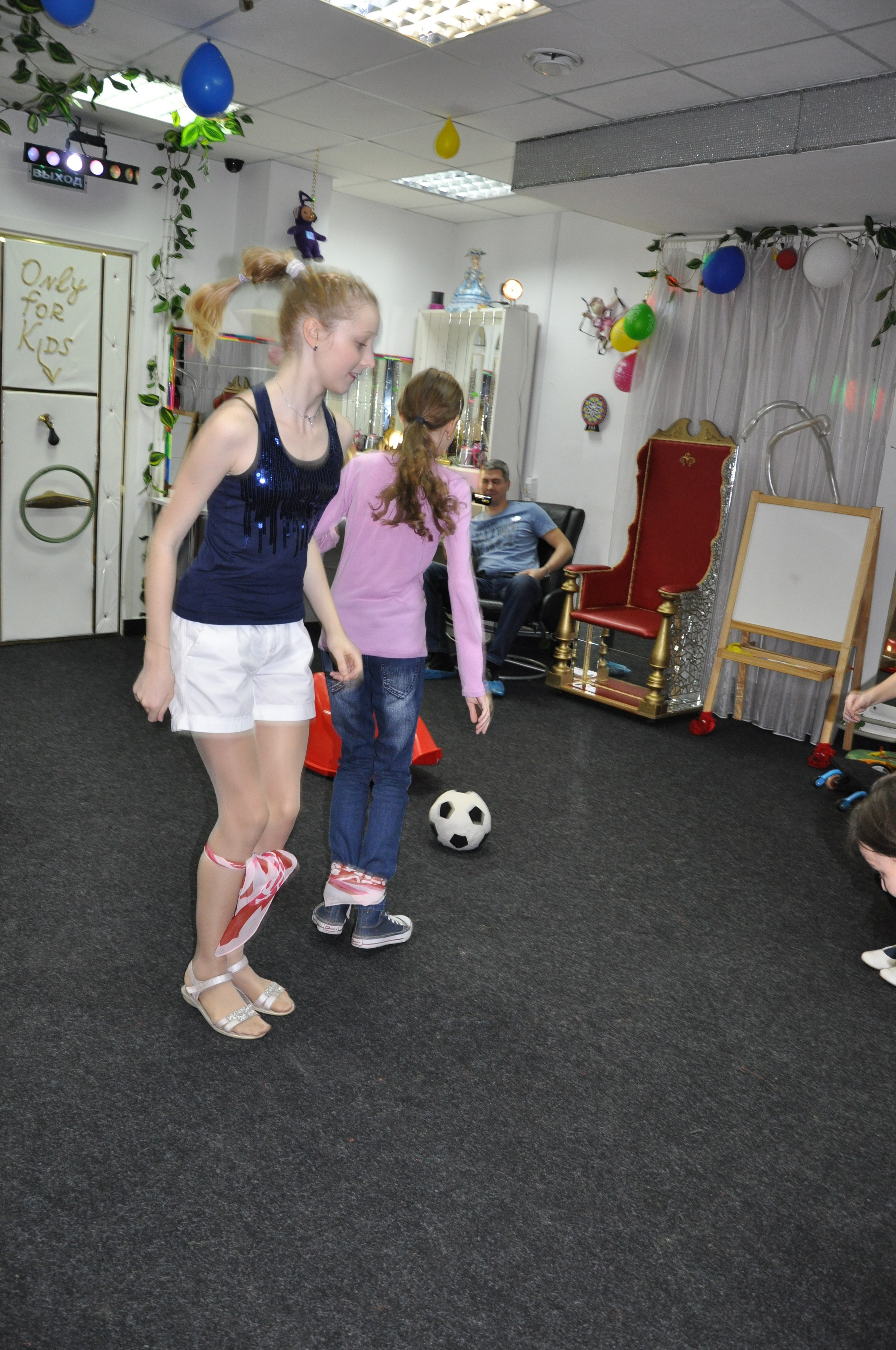 Катя ДР 13 лет 01.12.2012. Семейный, Свадебный фотограф СПБ Питер— Романова Екатерина