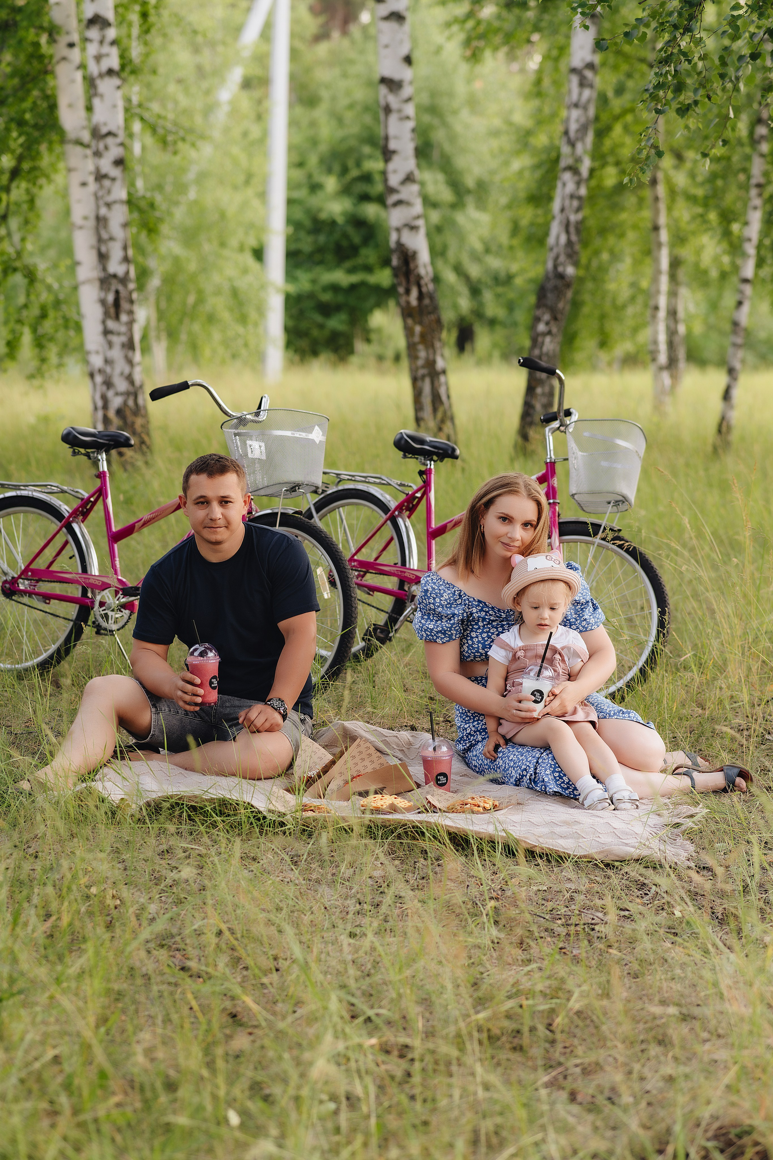 Семейная прогулка | Съемка для кофейни. Фотограф Карина Шмулёва. Воронеж и область