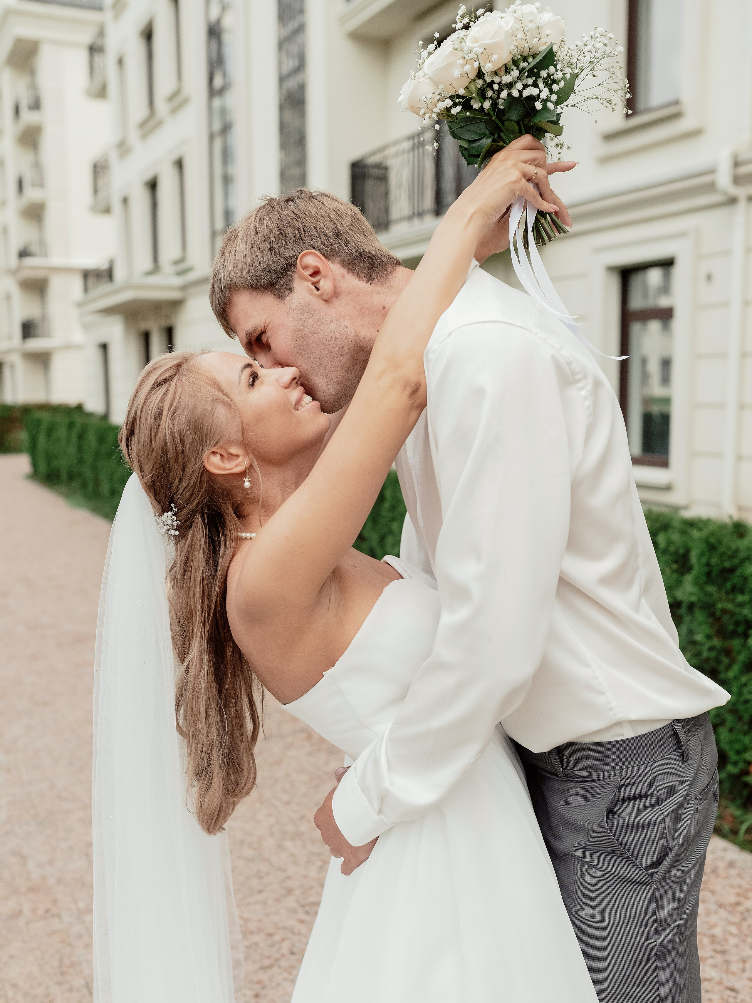 Детали свадебного платья и аксессуаров