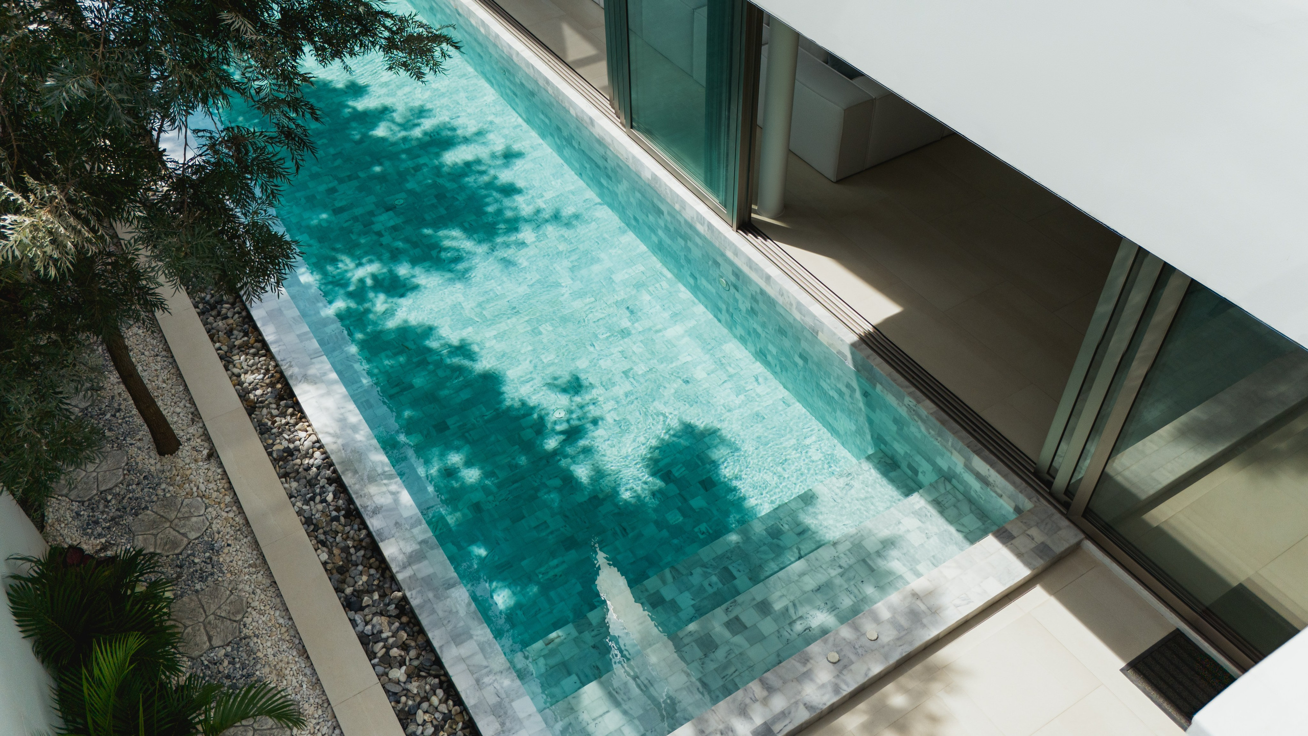 Interior real estate photography in Phuket — professional photos and videos. Yan Dolmatov — Photographer, Videographer, and Producer in Phuket