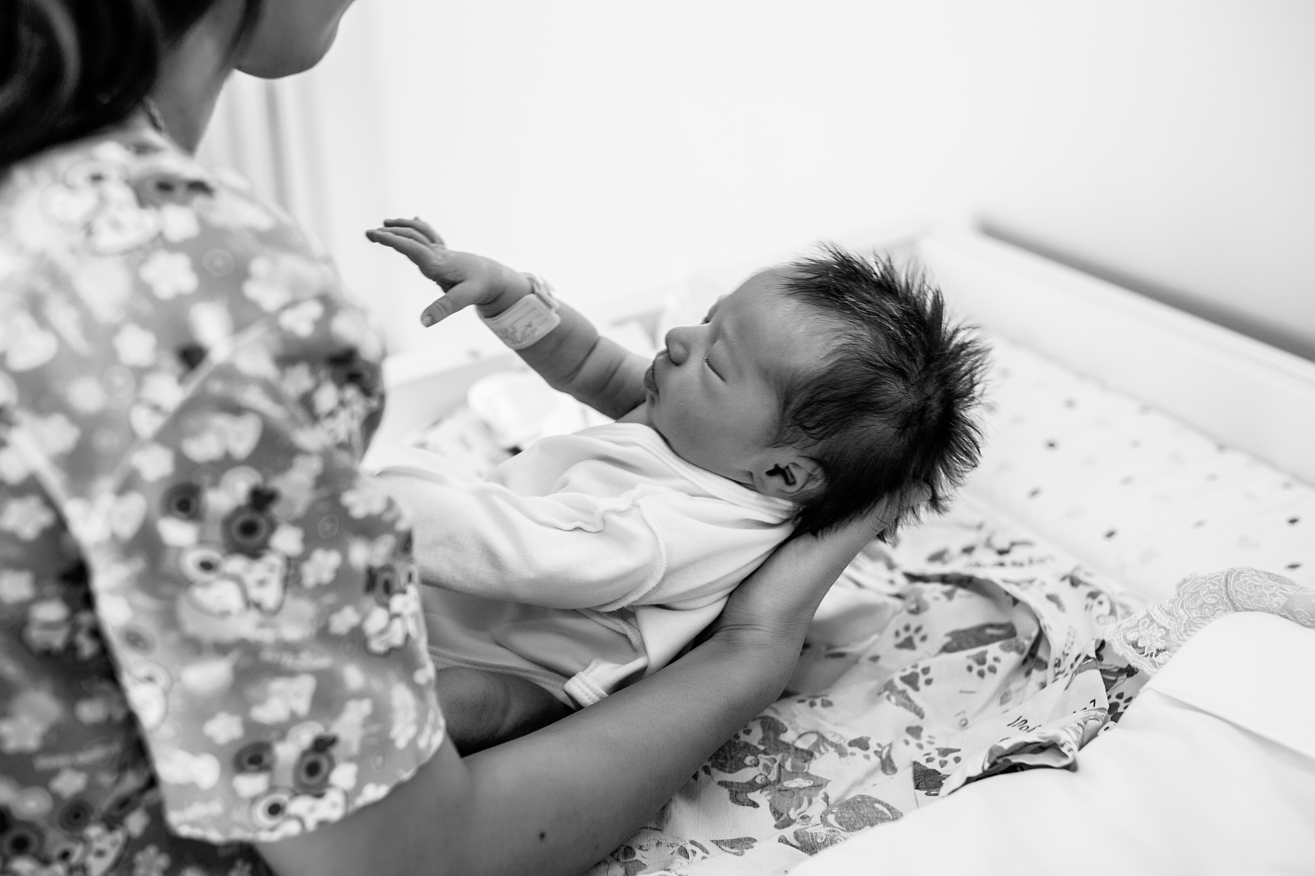 Выписка с Перинатального центра. Свадебный и семейный фотограф/видеограф в Краснодаре Наталья Осинская