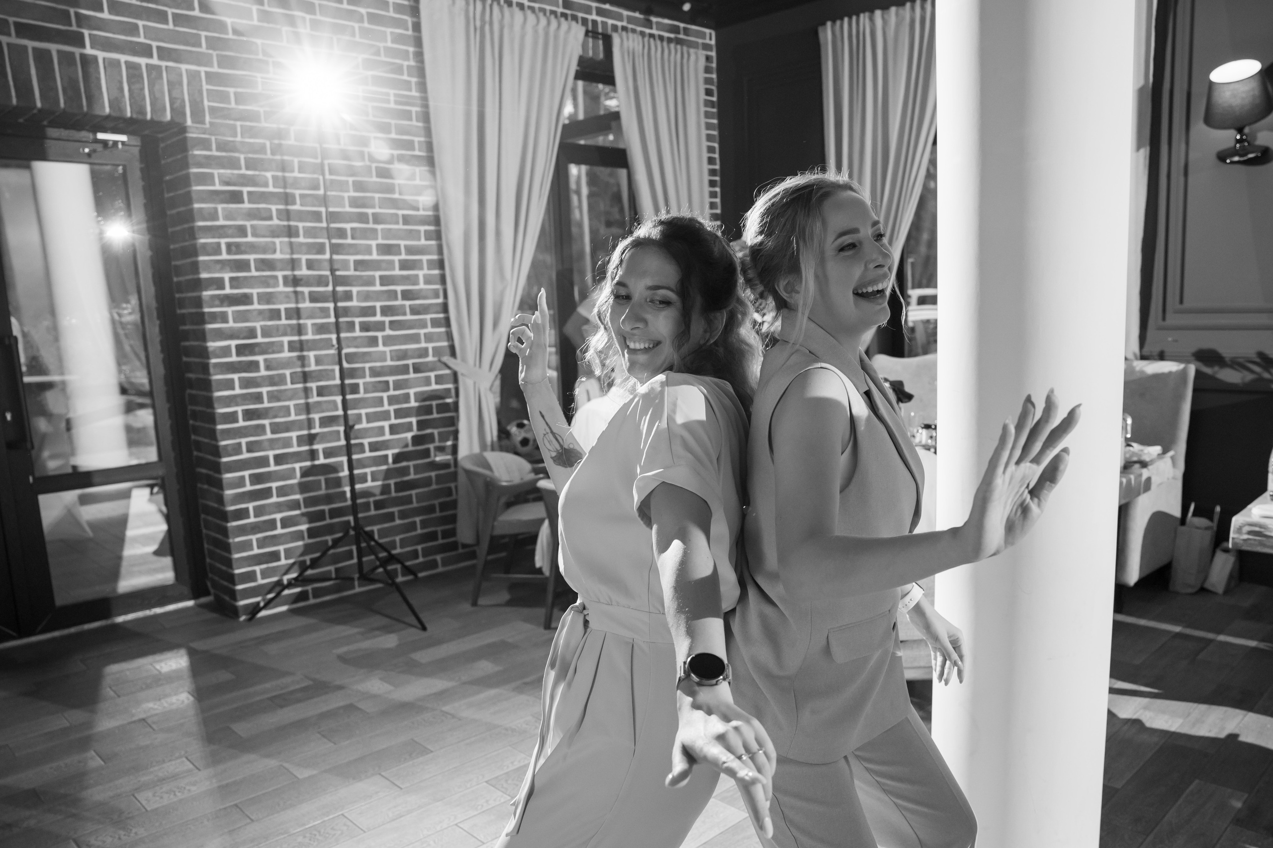 Полина и Дмитрий, загородный клуб «Барин», ЗАГС в г. Пушкино. Свадебный и репортажный фотограф (Москва, Королев и другие)