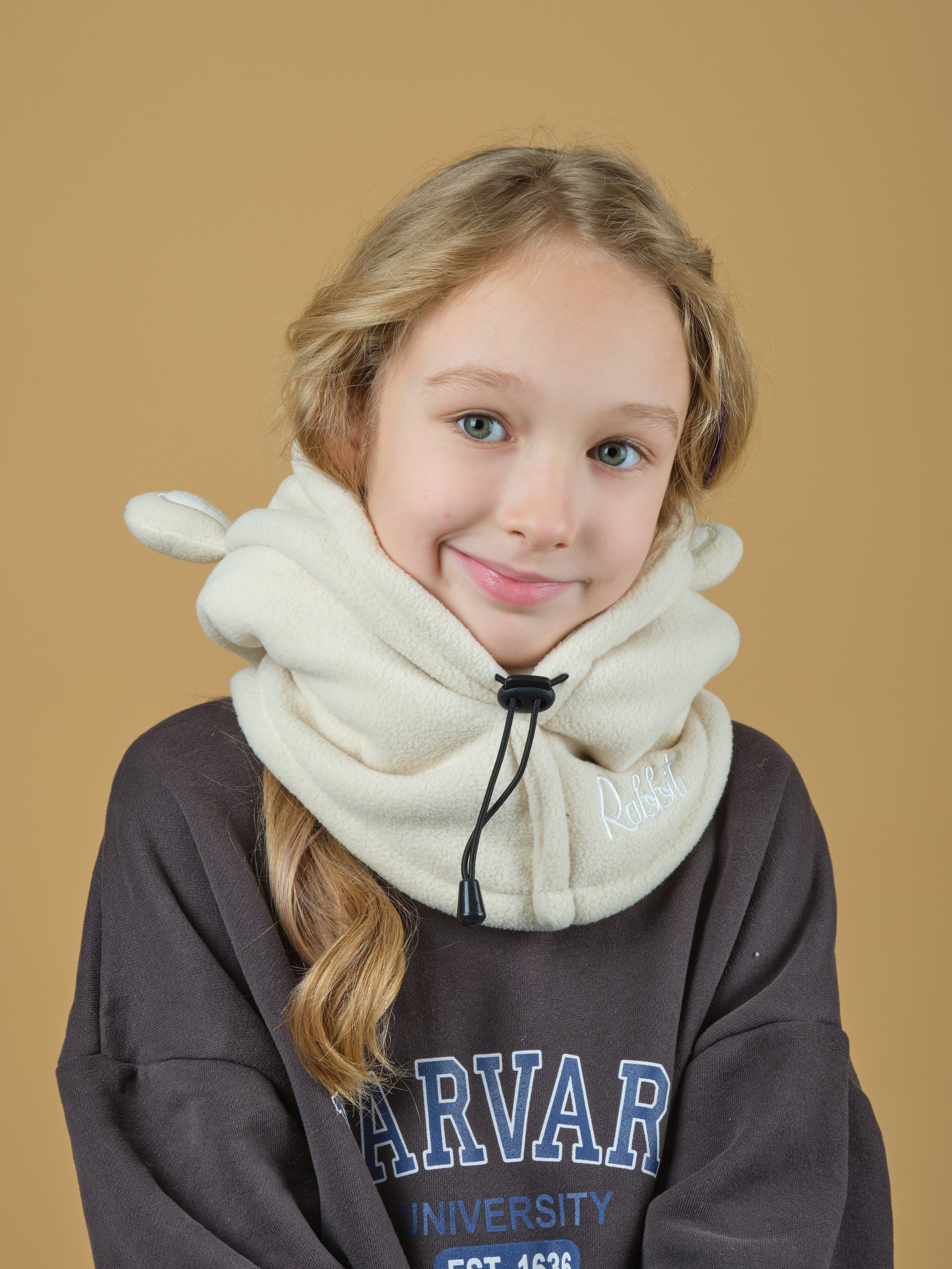 Детские шапки. Предметный фотограф в Краснодаре