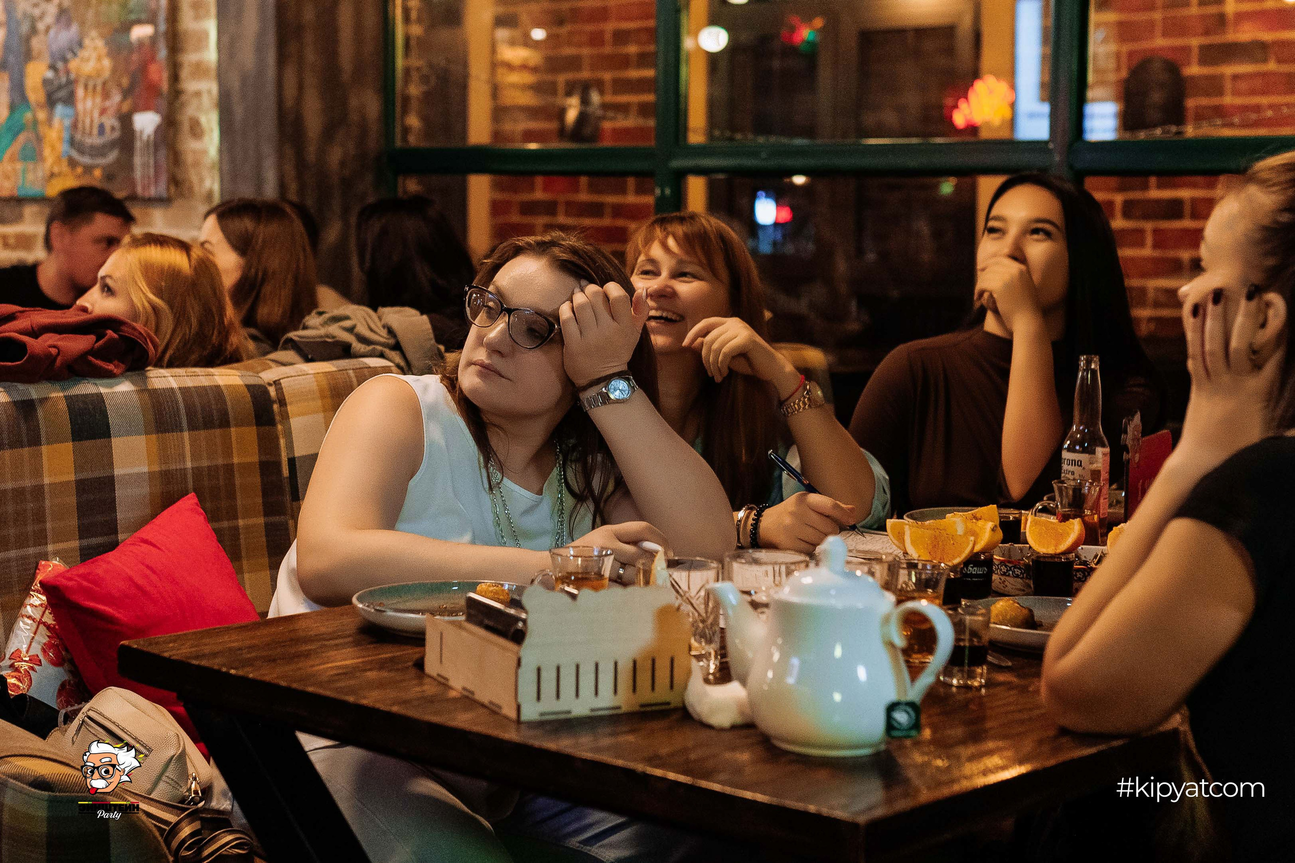 Эйнштейн Party