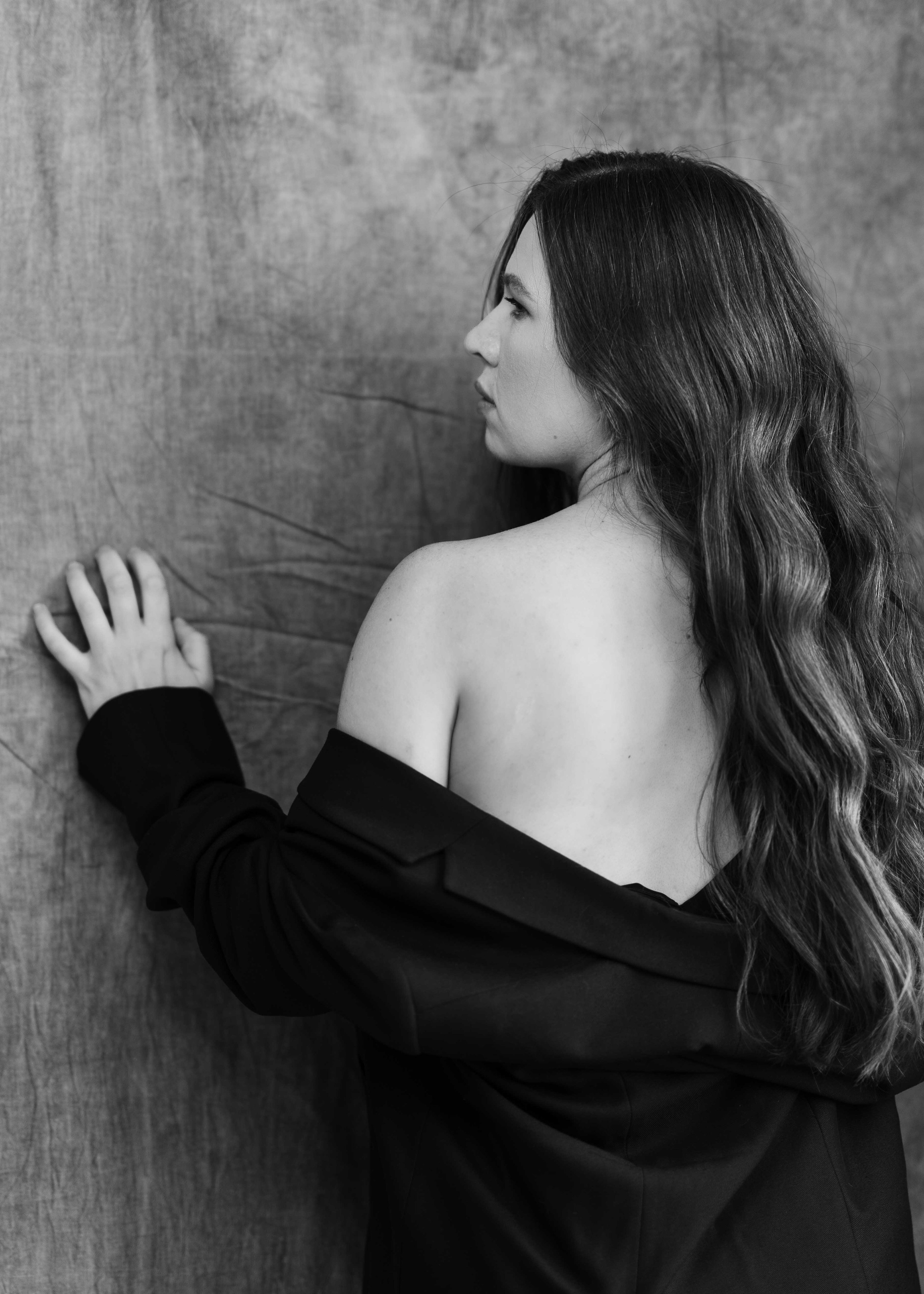 Женский портрет 35+. Женский портретный фотограф 35+ Воронеж. Добро пожаловать в магию ЧБ портрета