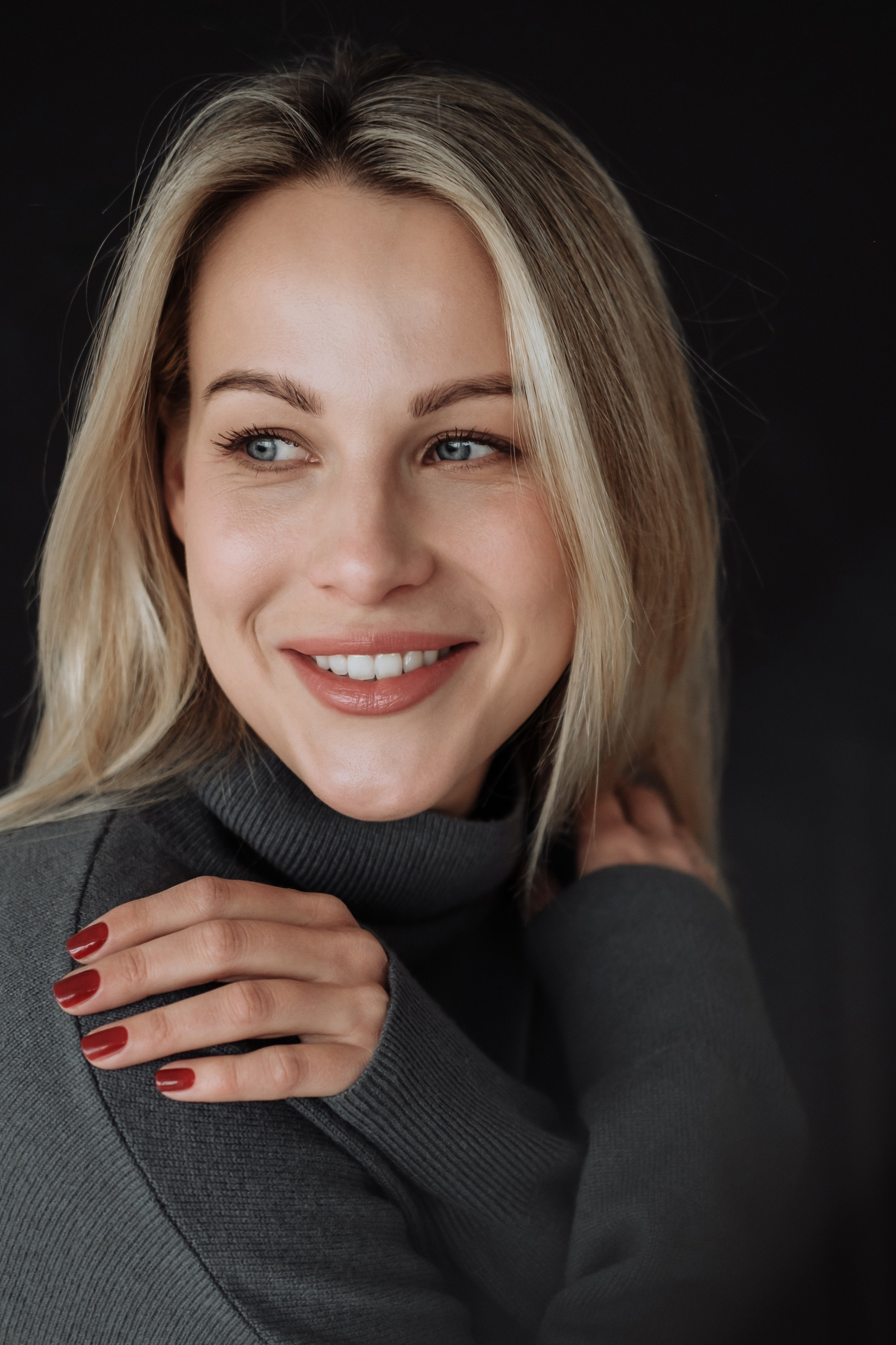 Makeup artist. Photographer Cologne Bonn Europe Anna Ketova