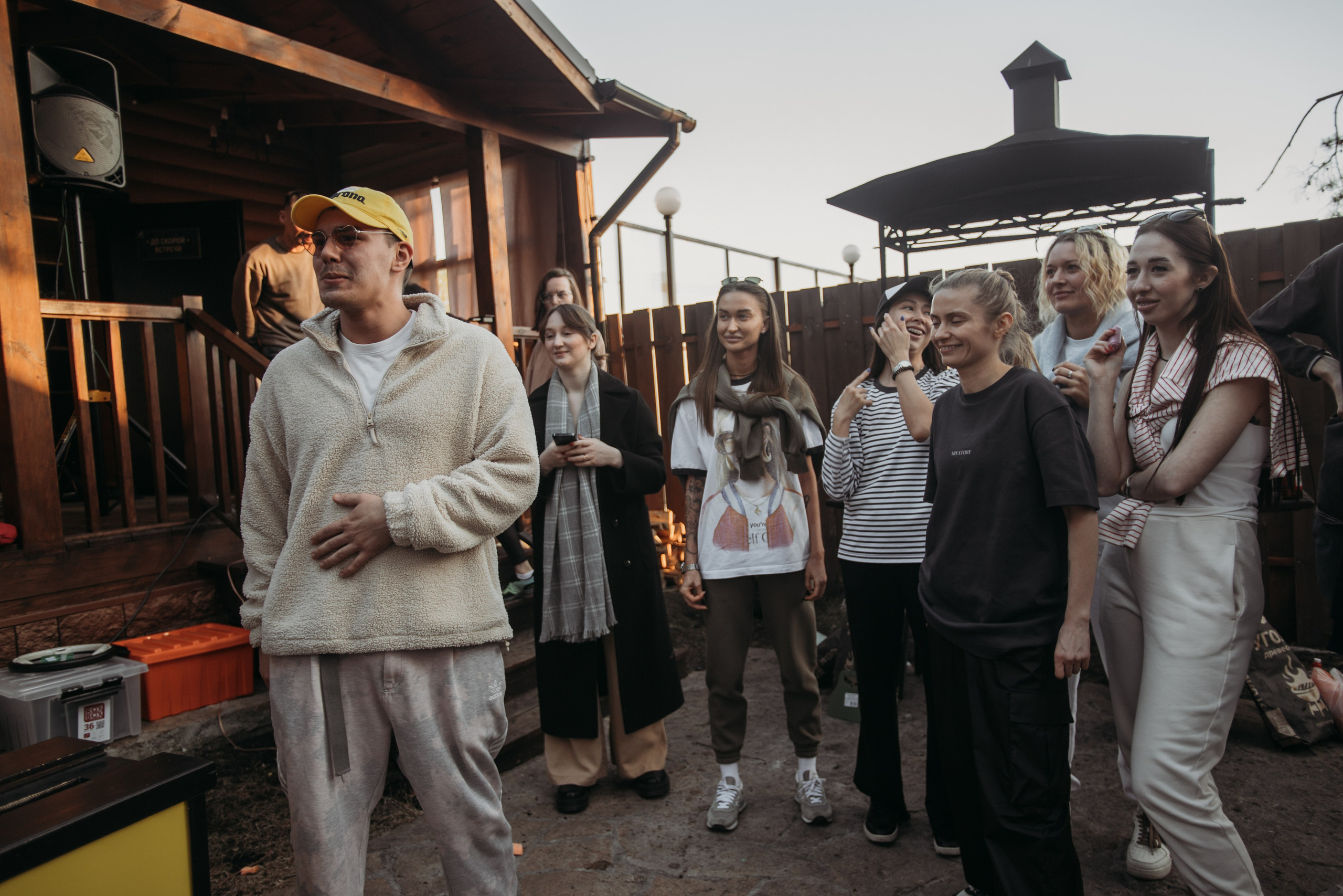 Корпоратив Muza_Arts. Венера Гайн. Репортажный фотограф  Тюмень. Обучение фотографии с 0