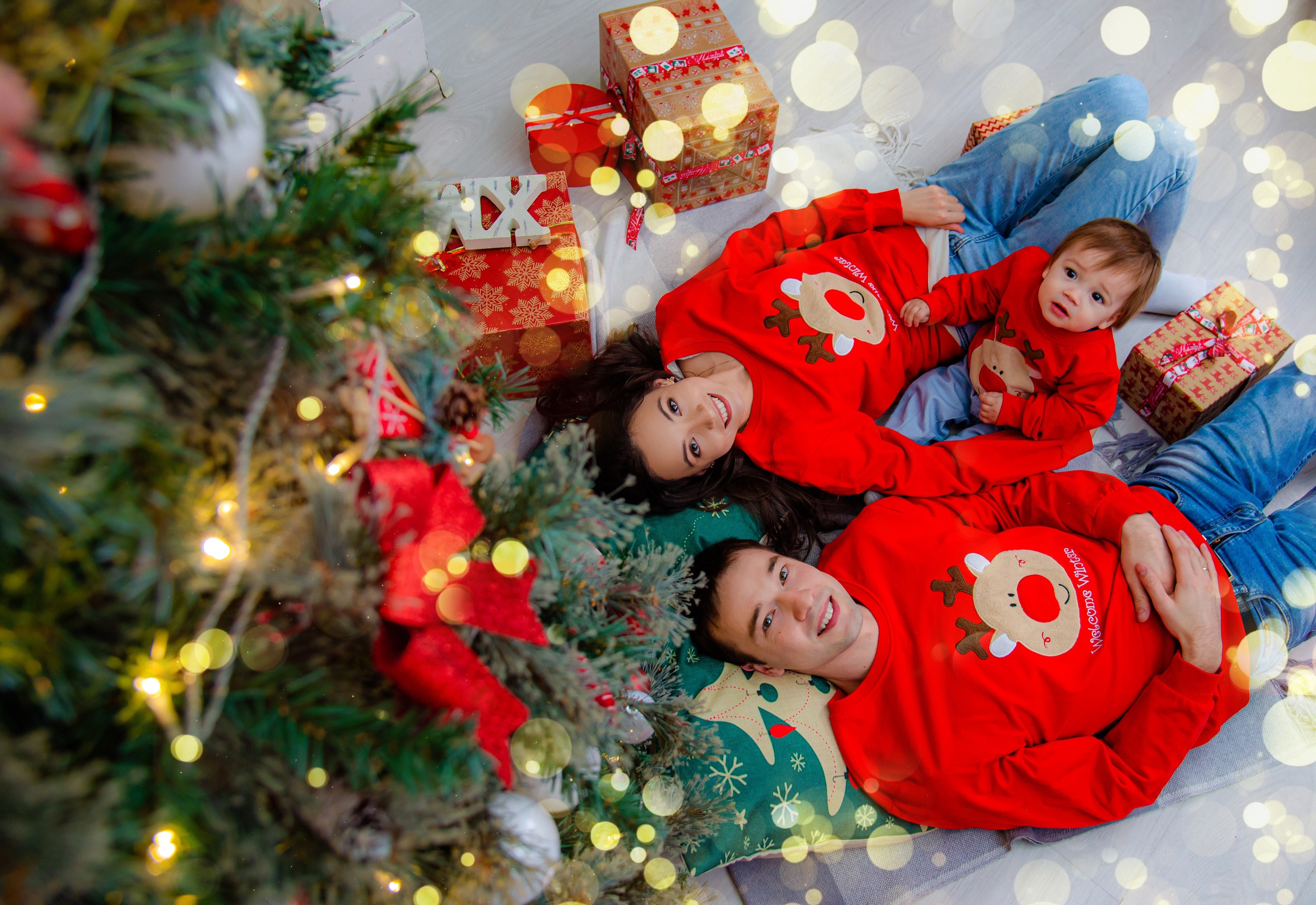  Новогодняя фотосессия в Уфе с прокатом свитеров