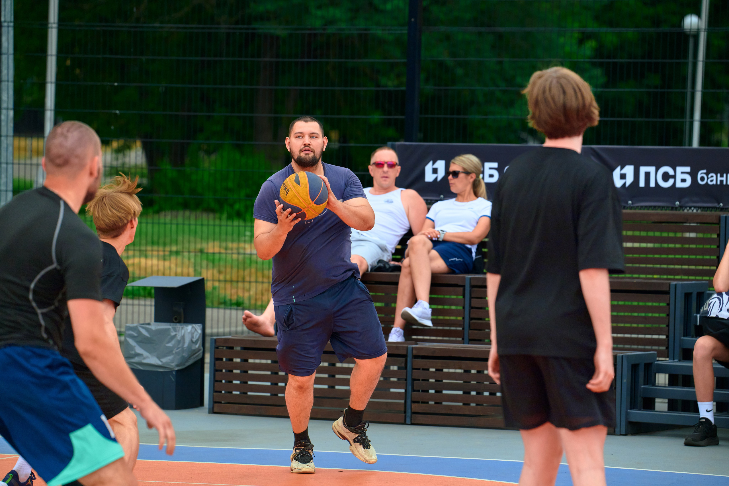 Городской турнир по баскетболу 3×3 «Герои Асфальта 2026» • Новокузнецк. Антон Непочатых — Большой мужской фотограф