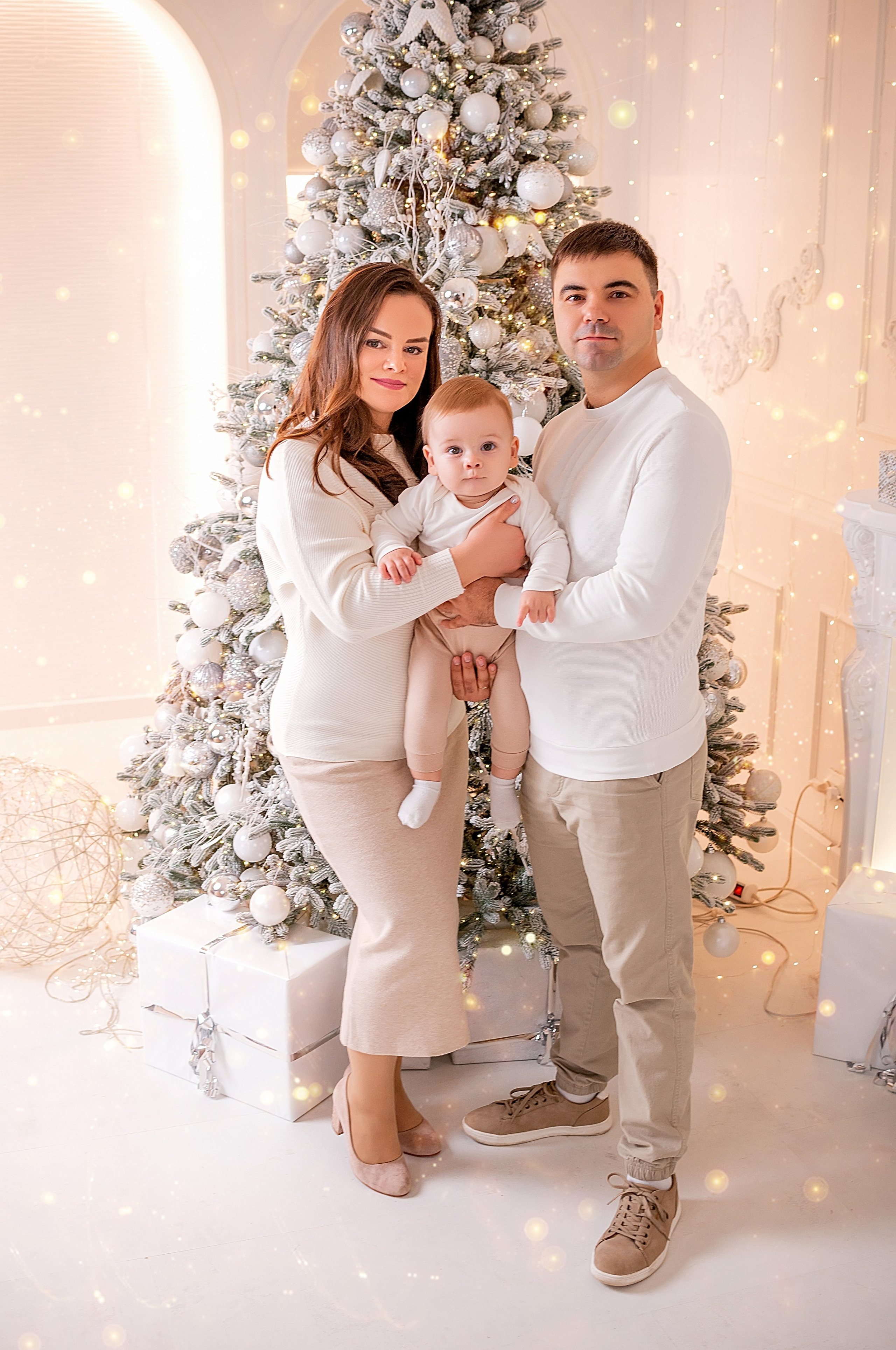 Новогодняя семейная фотосессия в Краснодаре 2023-2024. Фотограф новорожденных Краснодар Малышенко Надежда