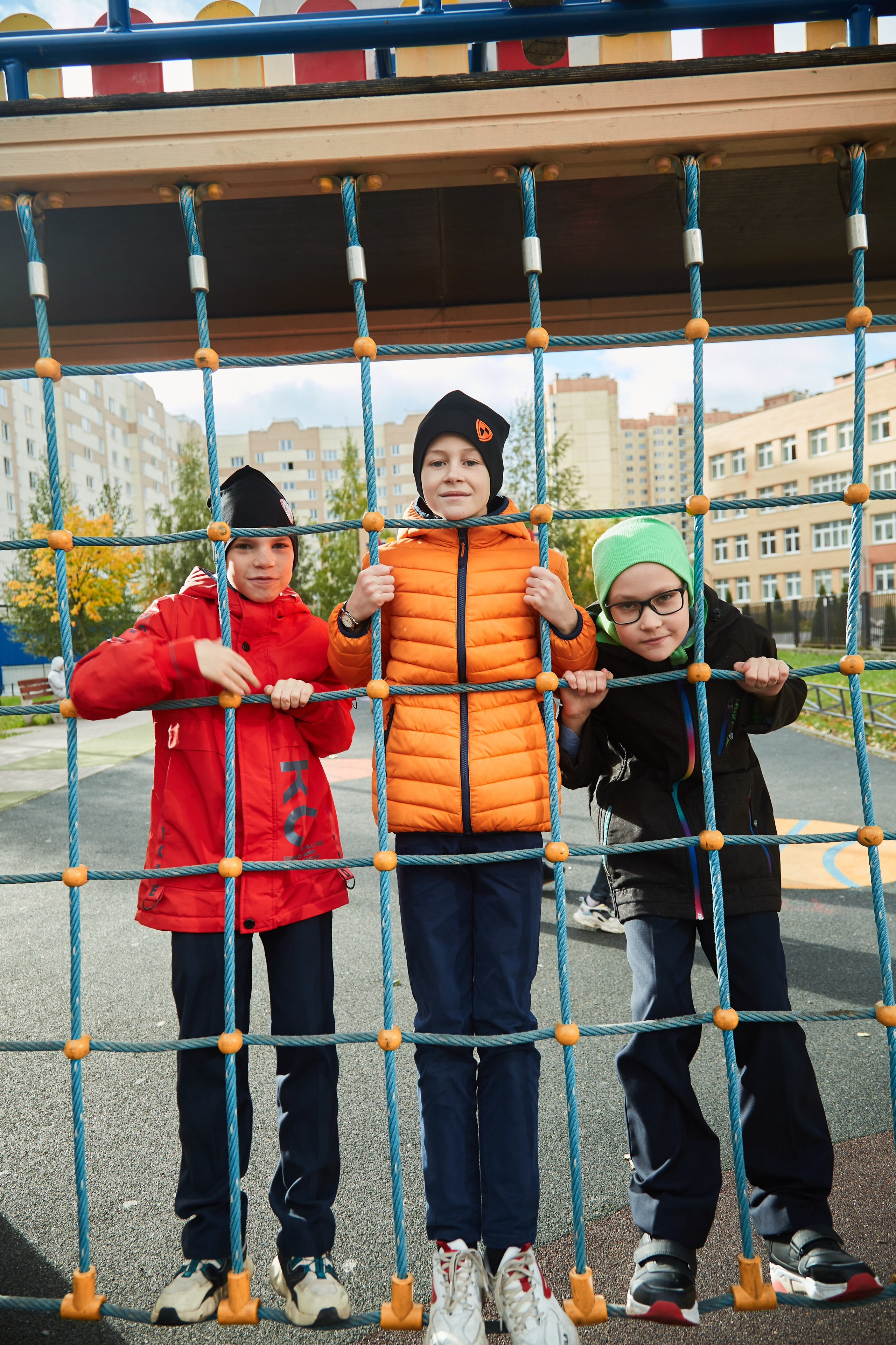 ОСЕННЯЯ. Школьная фотография в Санкт-Петербурге, выпускные альбомы, фотосессии