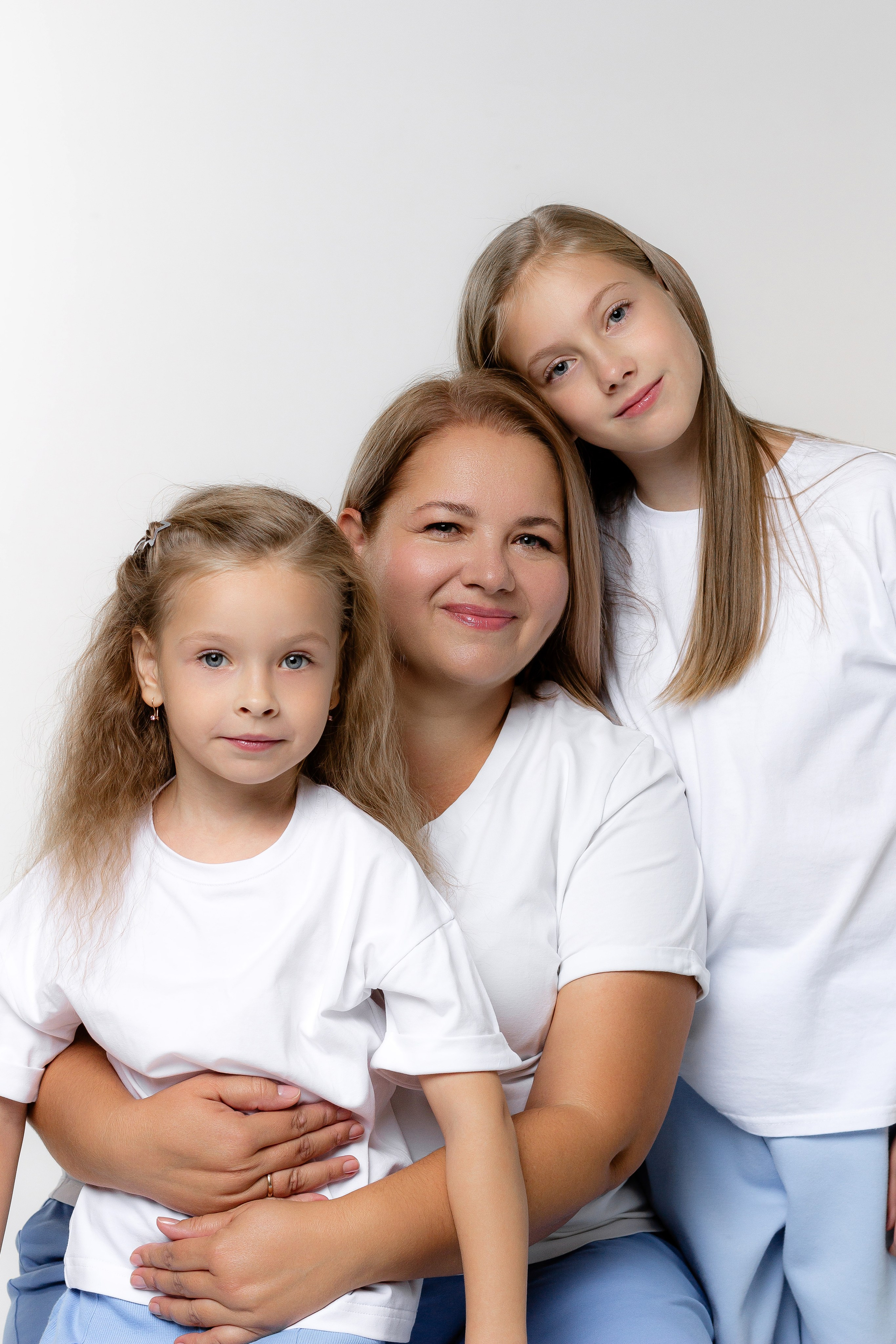 Наталья и дочки. Женский фотограф в Москве Камила Бакаева