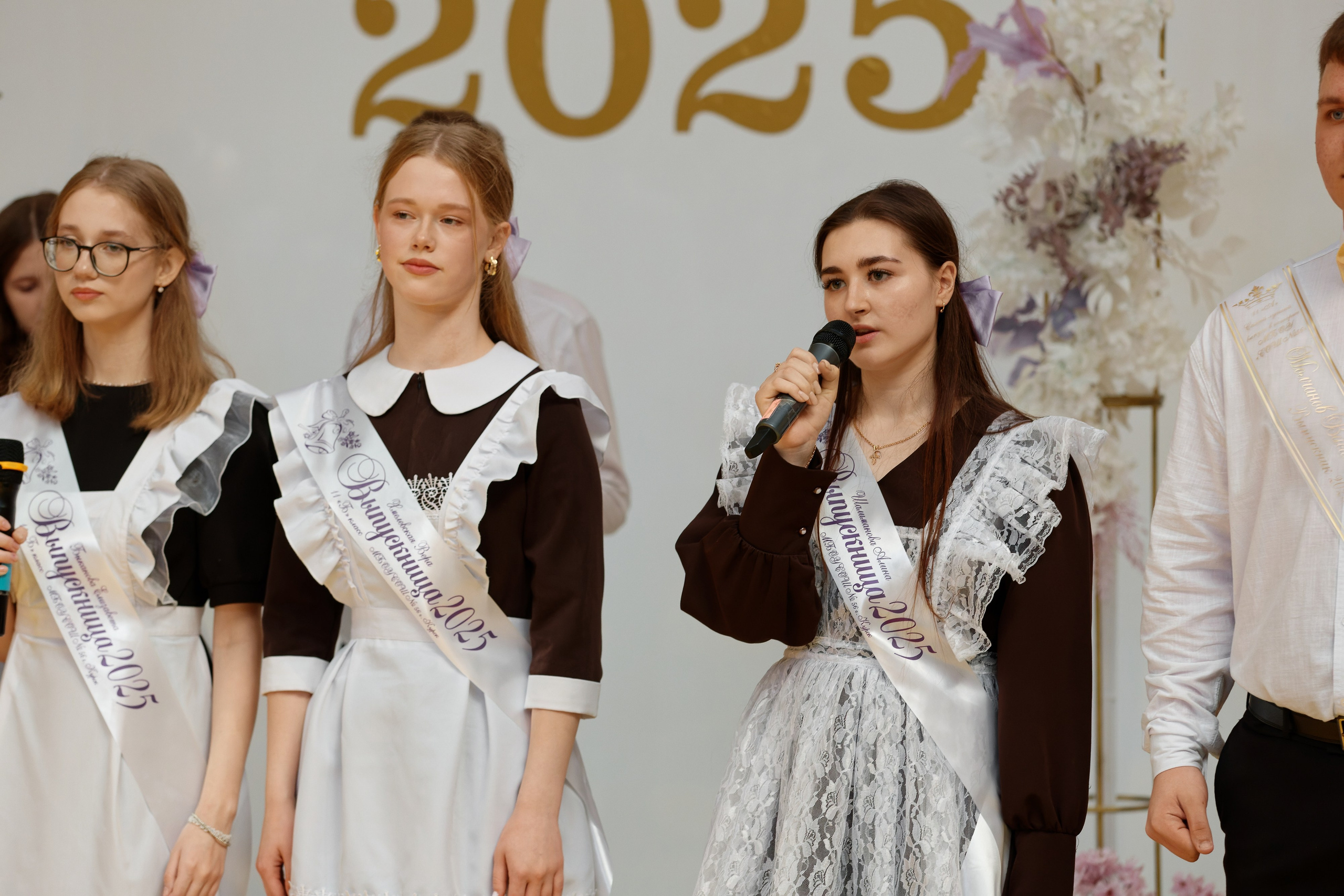 Последний звонок Школа № 42. Семейный фотограф — Макс Белогрудов