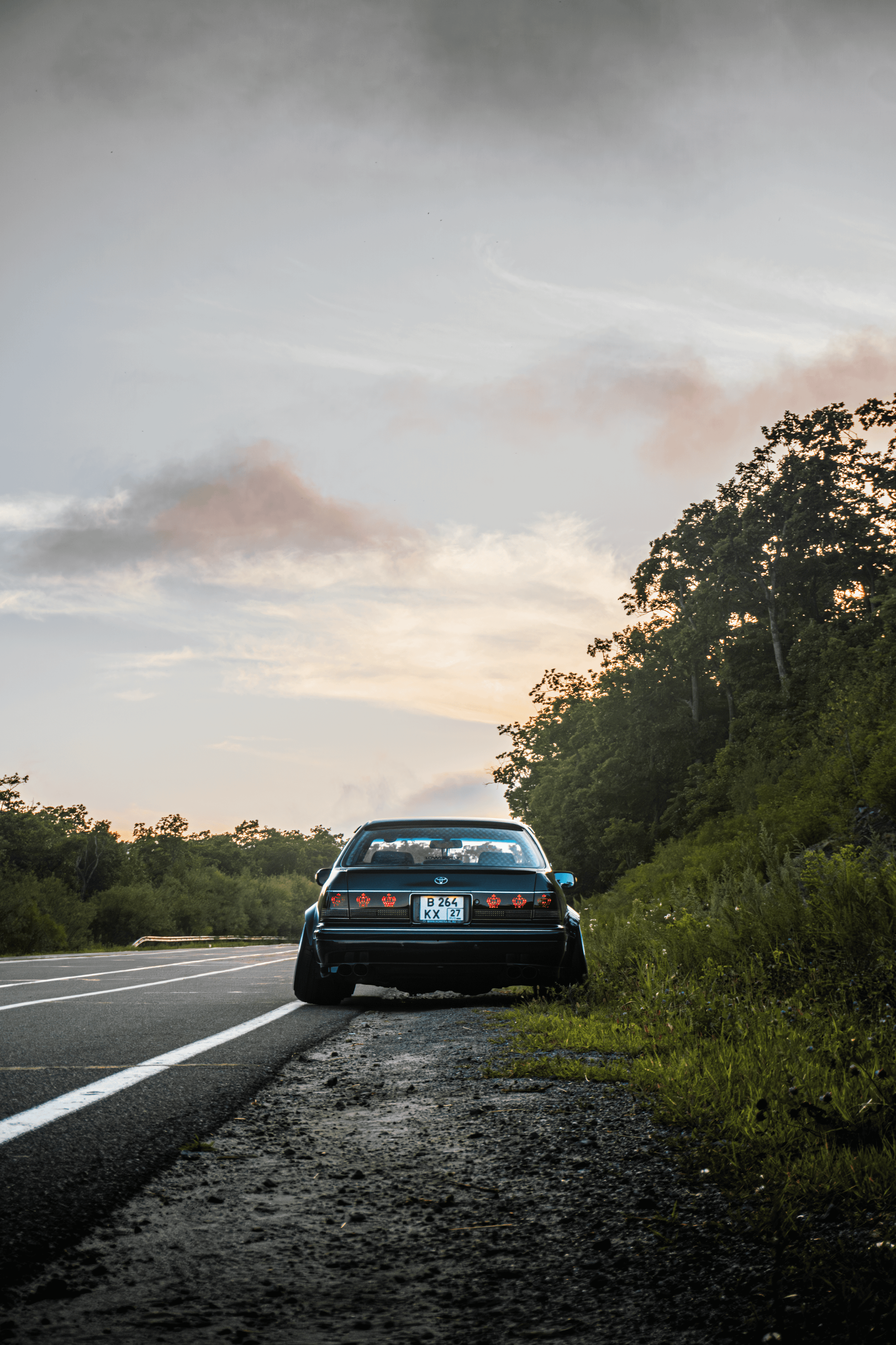 Toyota Crown S155: бриллиант в стенс-короне Владивостока