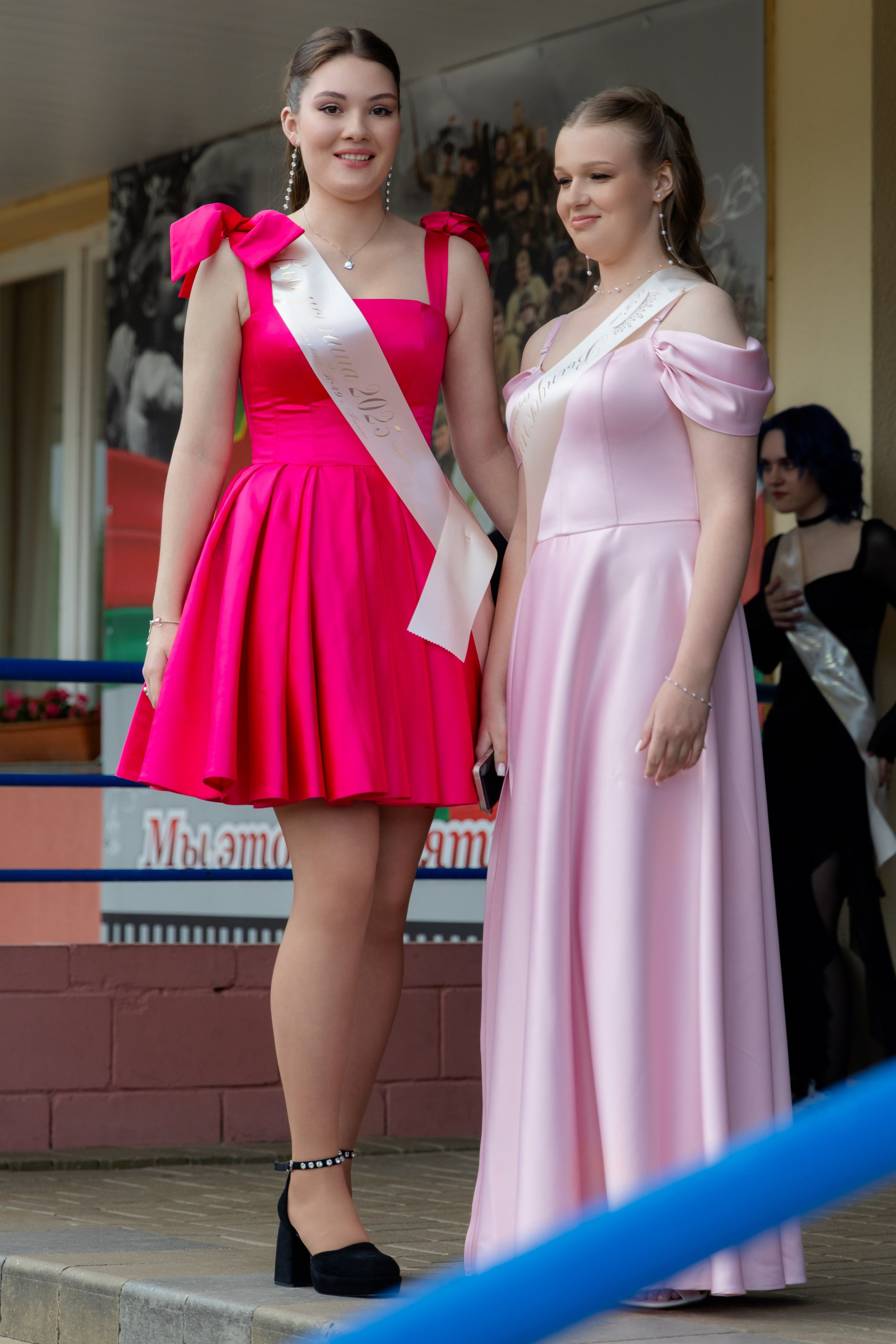 Школьный выпускной 2025 год в Минске, Беларуси. Свадебный фотограф в Минске/Беларуси Сергей Спиридонов