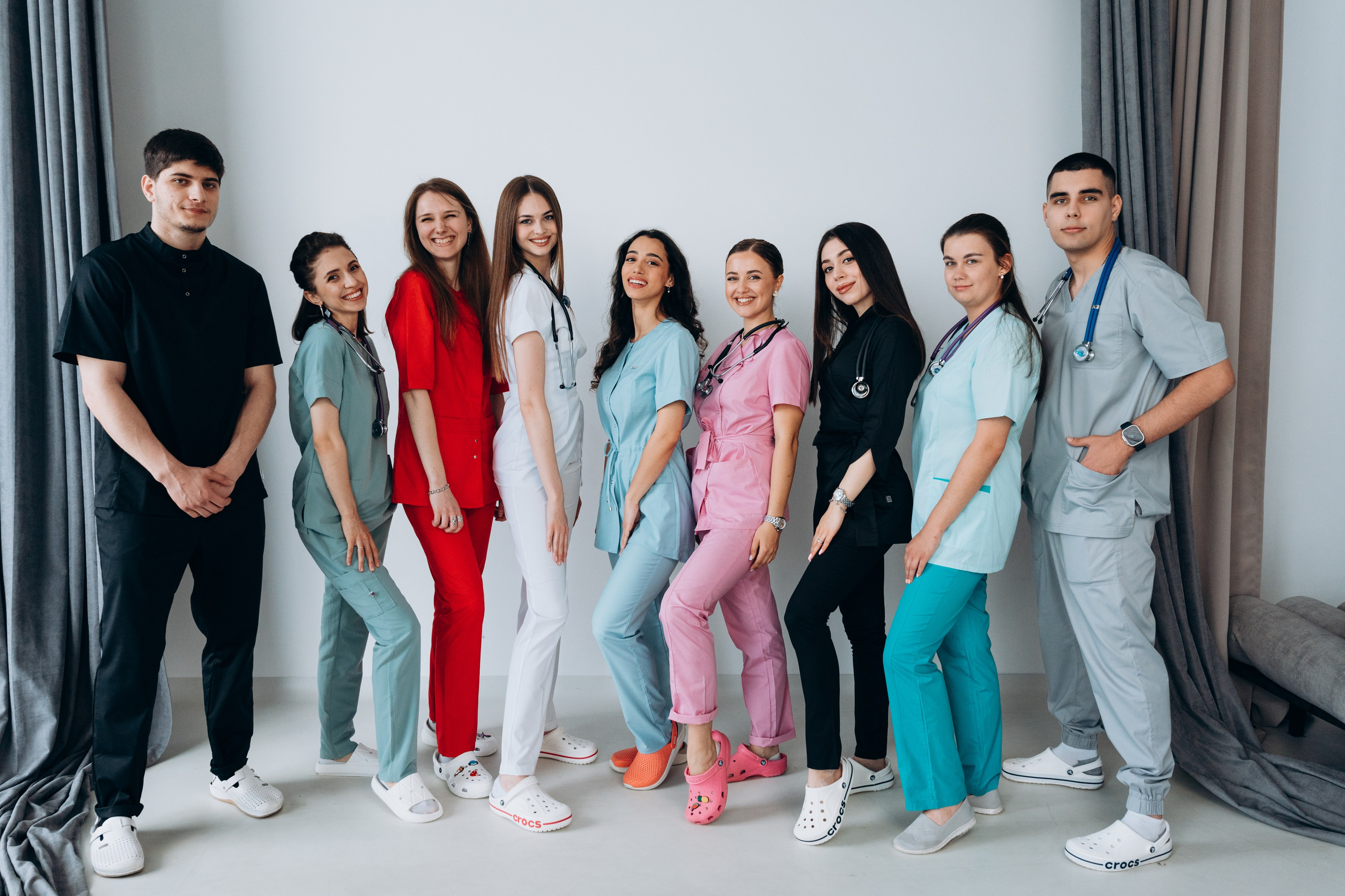 Фотосессия для медицинского коллектива. Портретный свадебный фотограф Крым | Евгения Щитенко