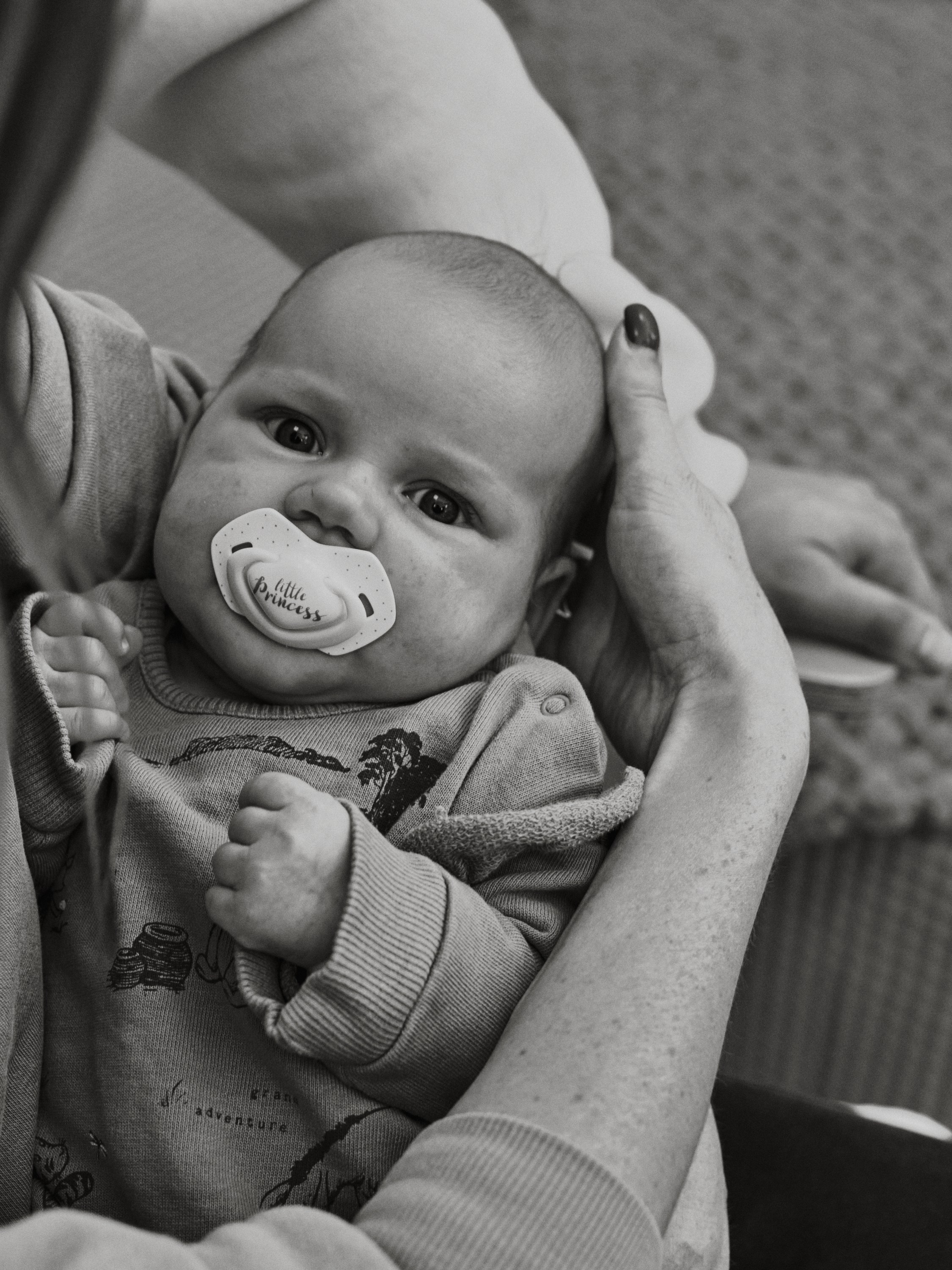 Семейная фотосессия с грудным ребенком