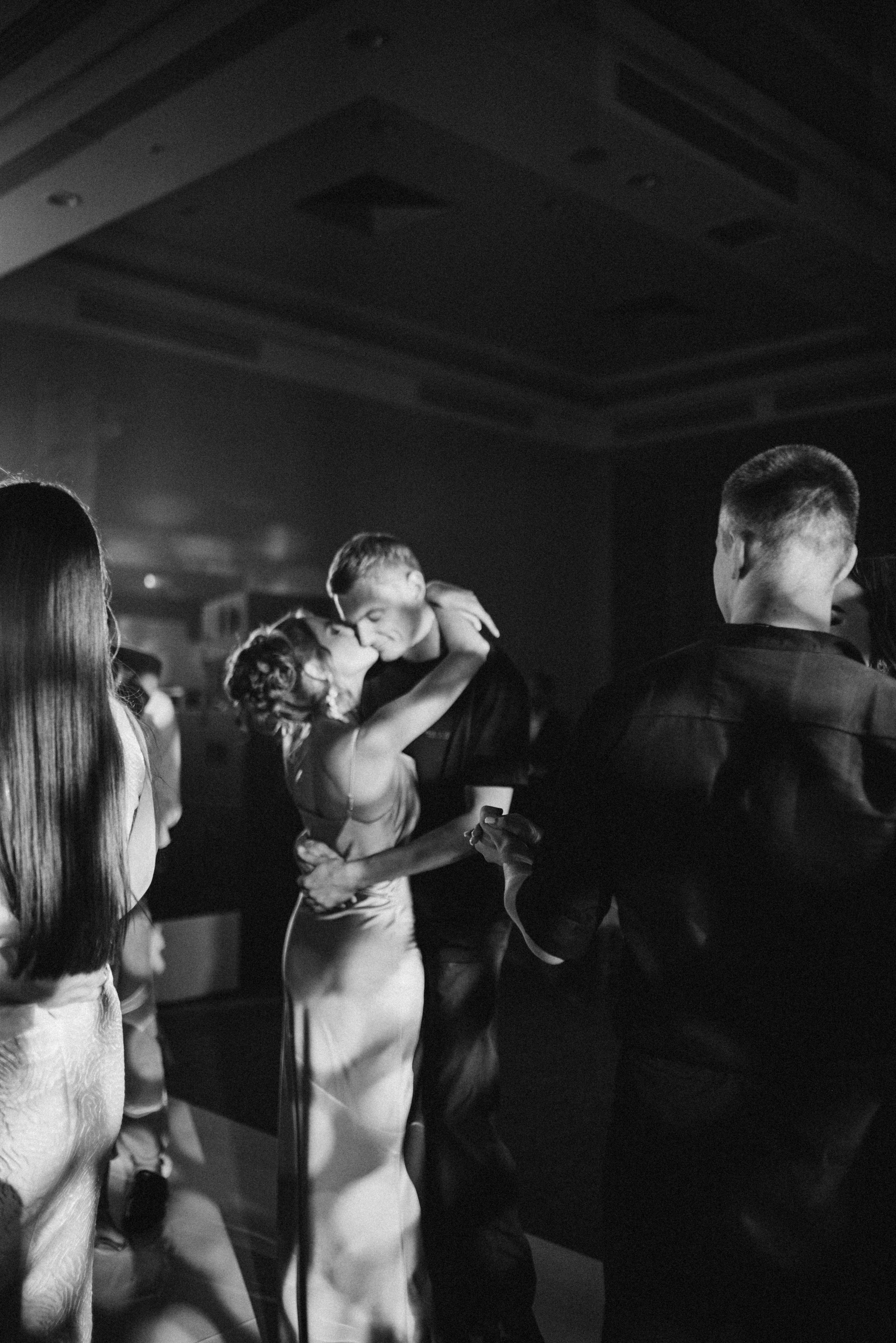 Александр и Виктория | Полный свадебный день. Выступала в качестве второго фотографа. Фотограф Санкт-Петербург, Новороссийск