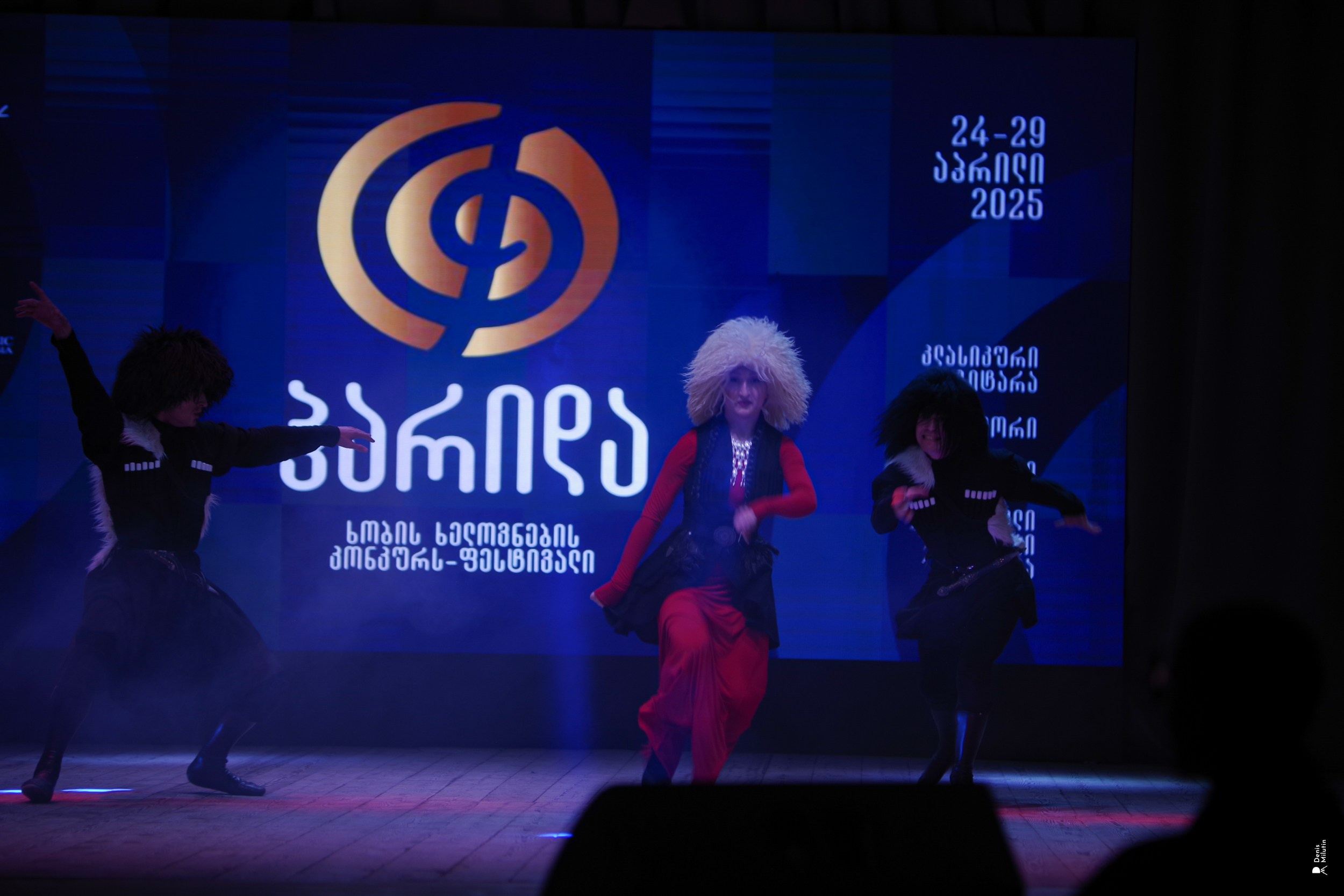 Танцы в Хоби. Портретный фотограф Денис Милютин