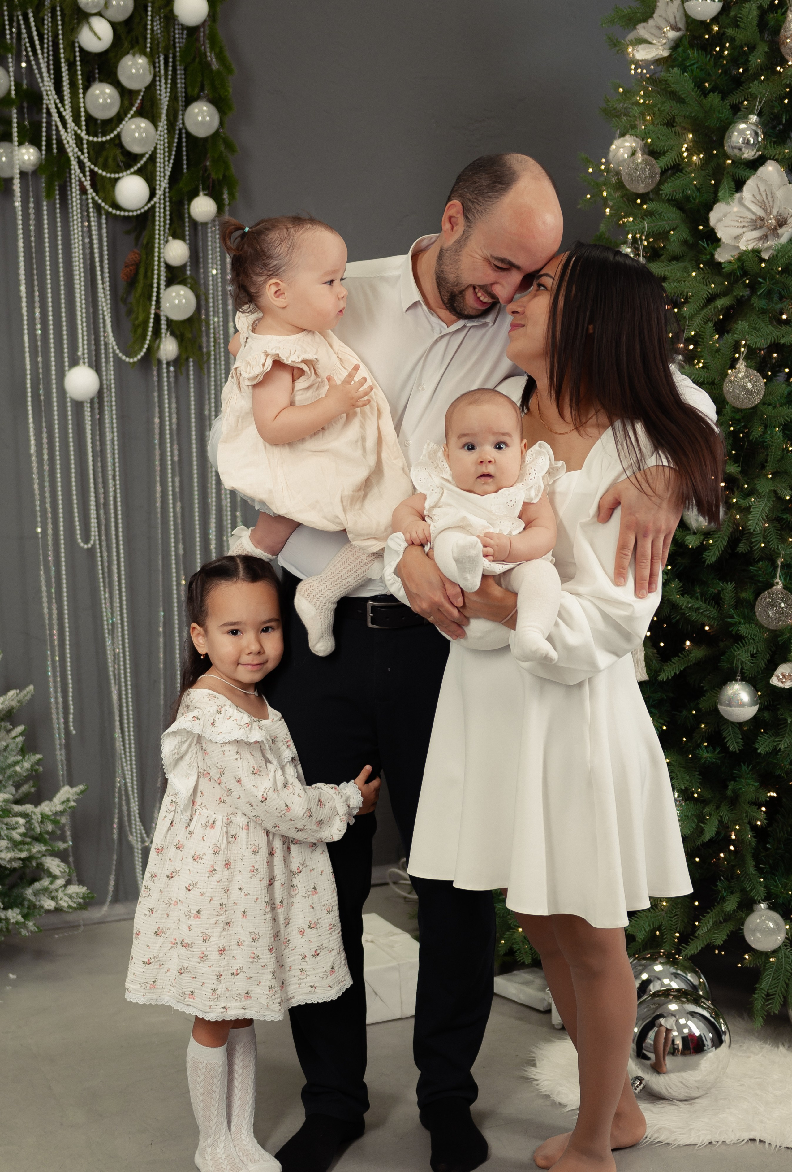 Новогодняя