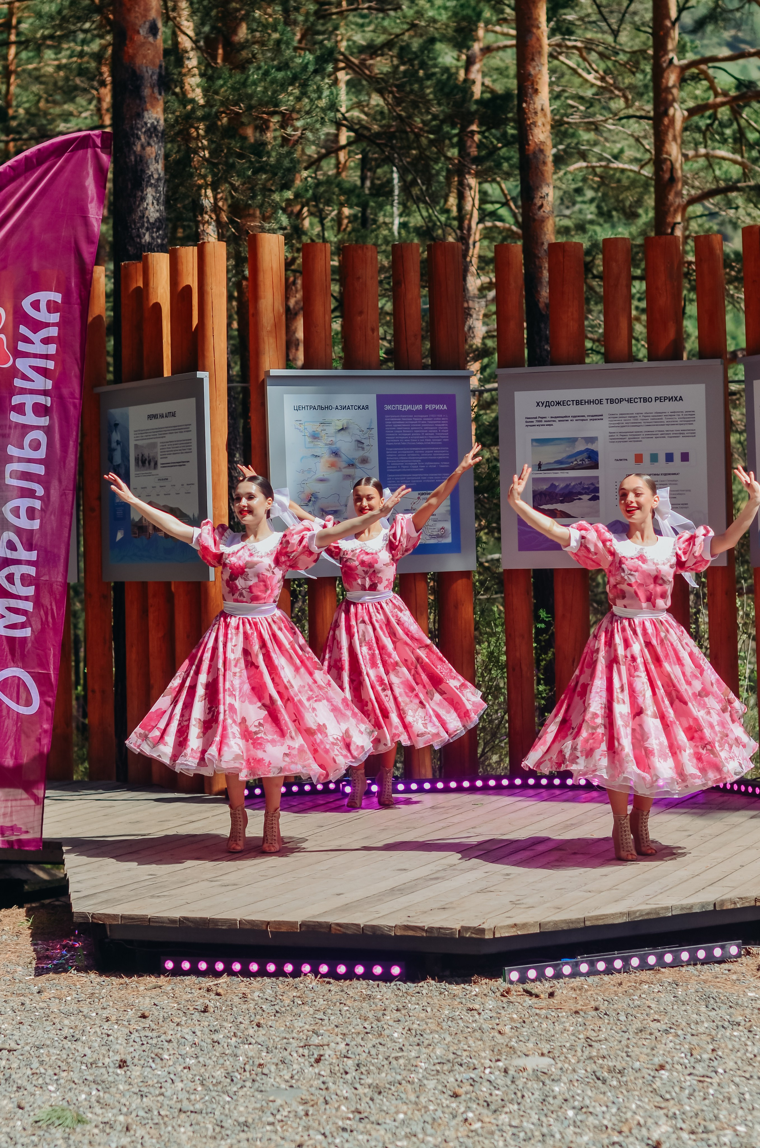 Фестиваль «Цветение Маральника на Алтае 2025». Фоторепортаж. Денисова Аля — фотограф для парных съемок и индивидуальных историй в Барнауле