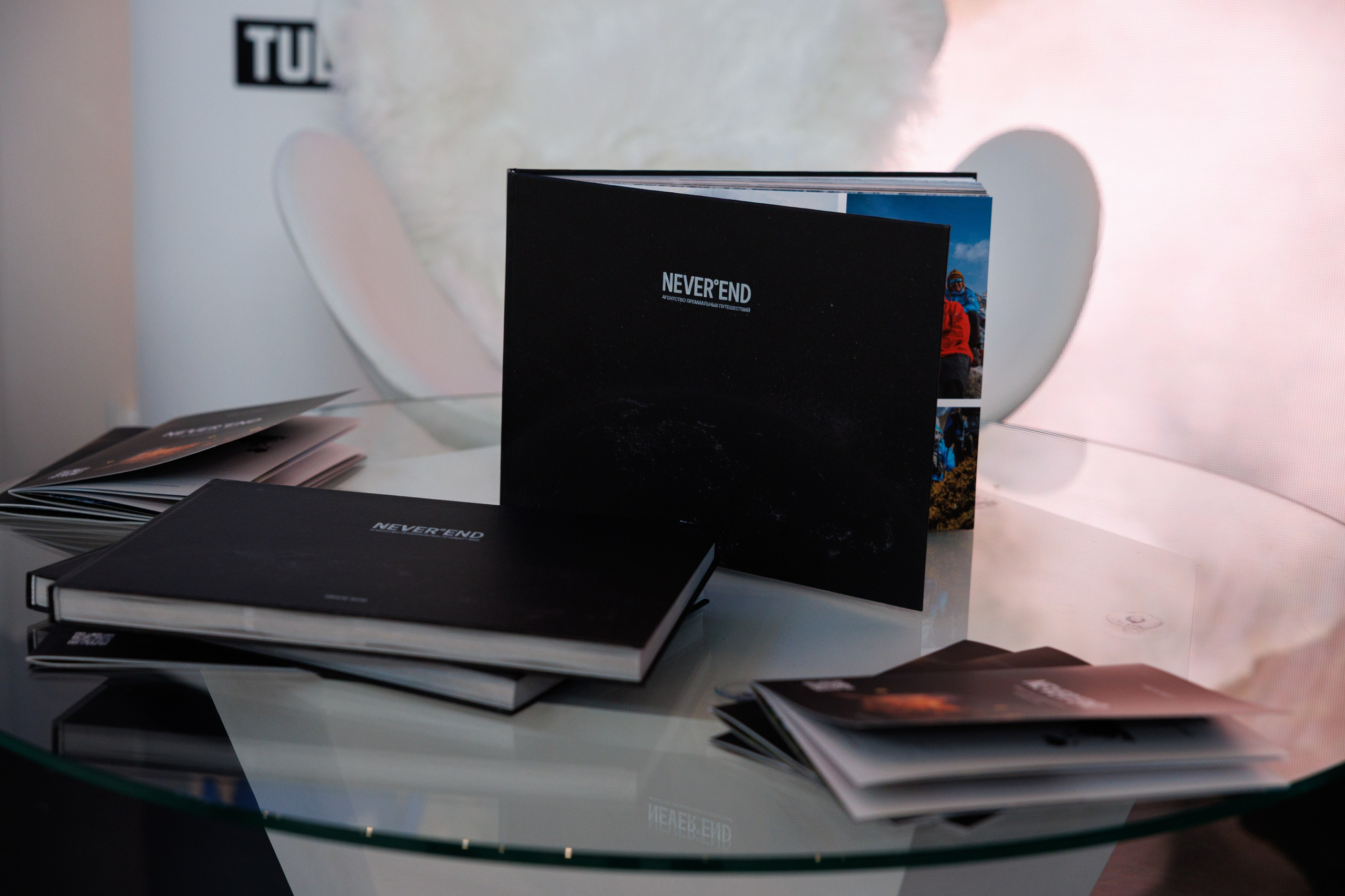 Стенд Never End. Репортажный и предметный Фотограф в Москве