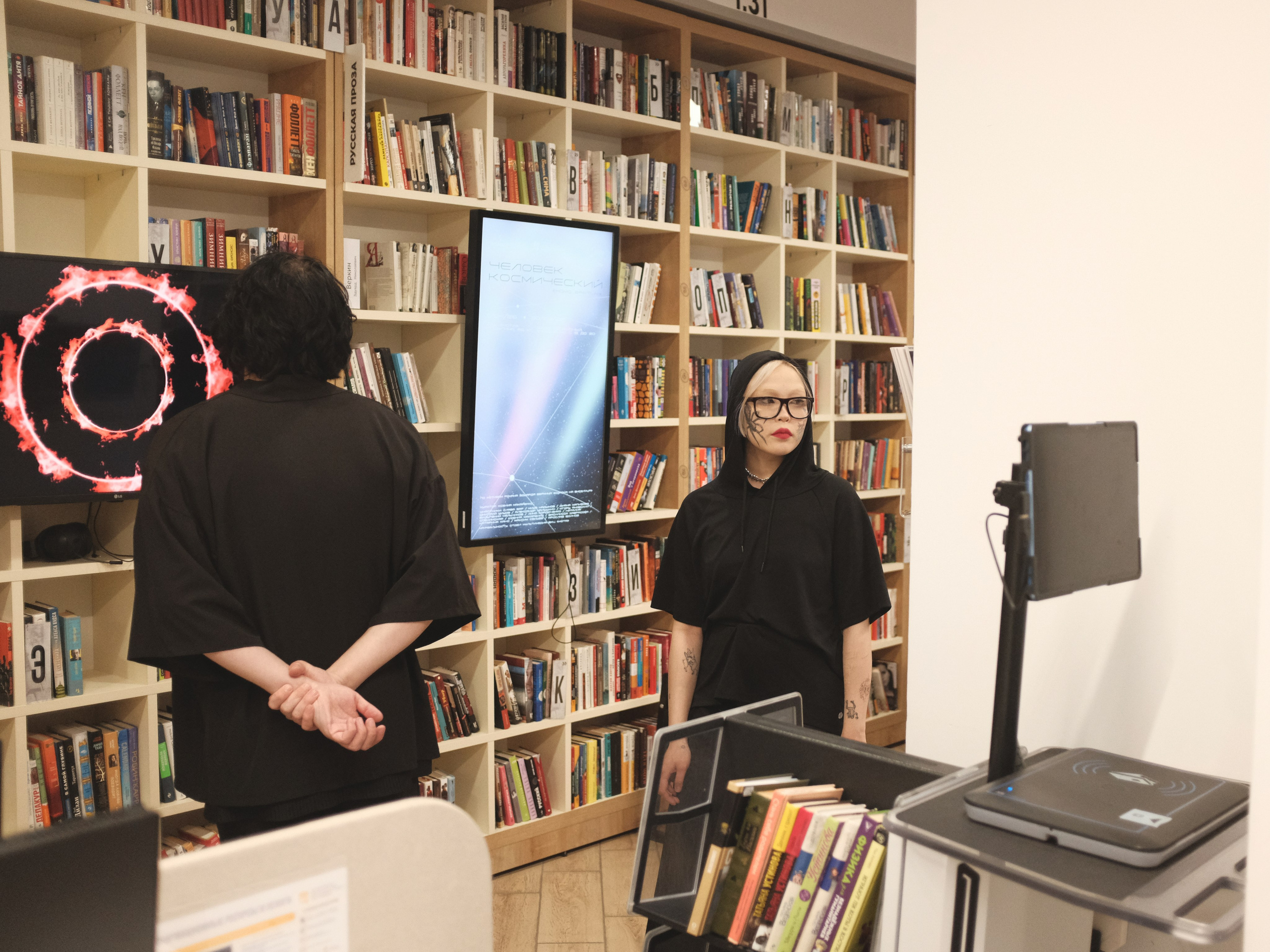 Открытие выставки «человек космический». Репортажный фотограф в Санкт-Петербурге Даниил Могута