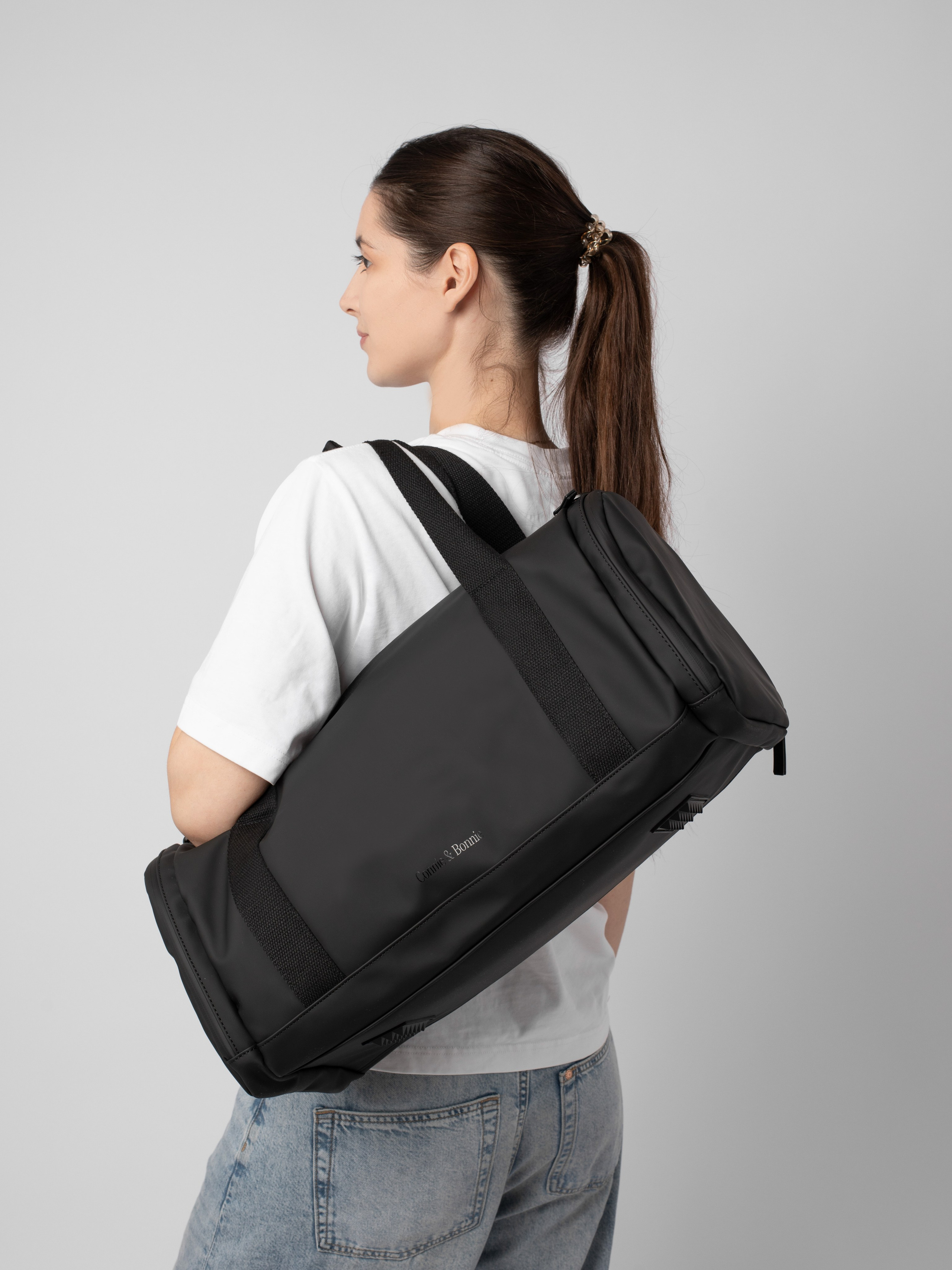 Женские сумки. Фотостудия предметной и модельной съёмки для маркетплейсов