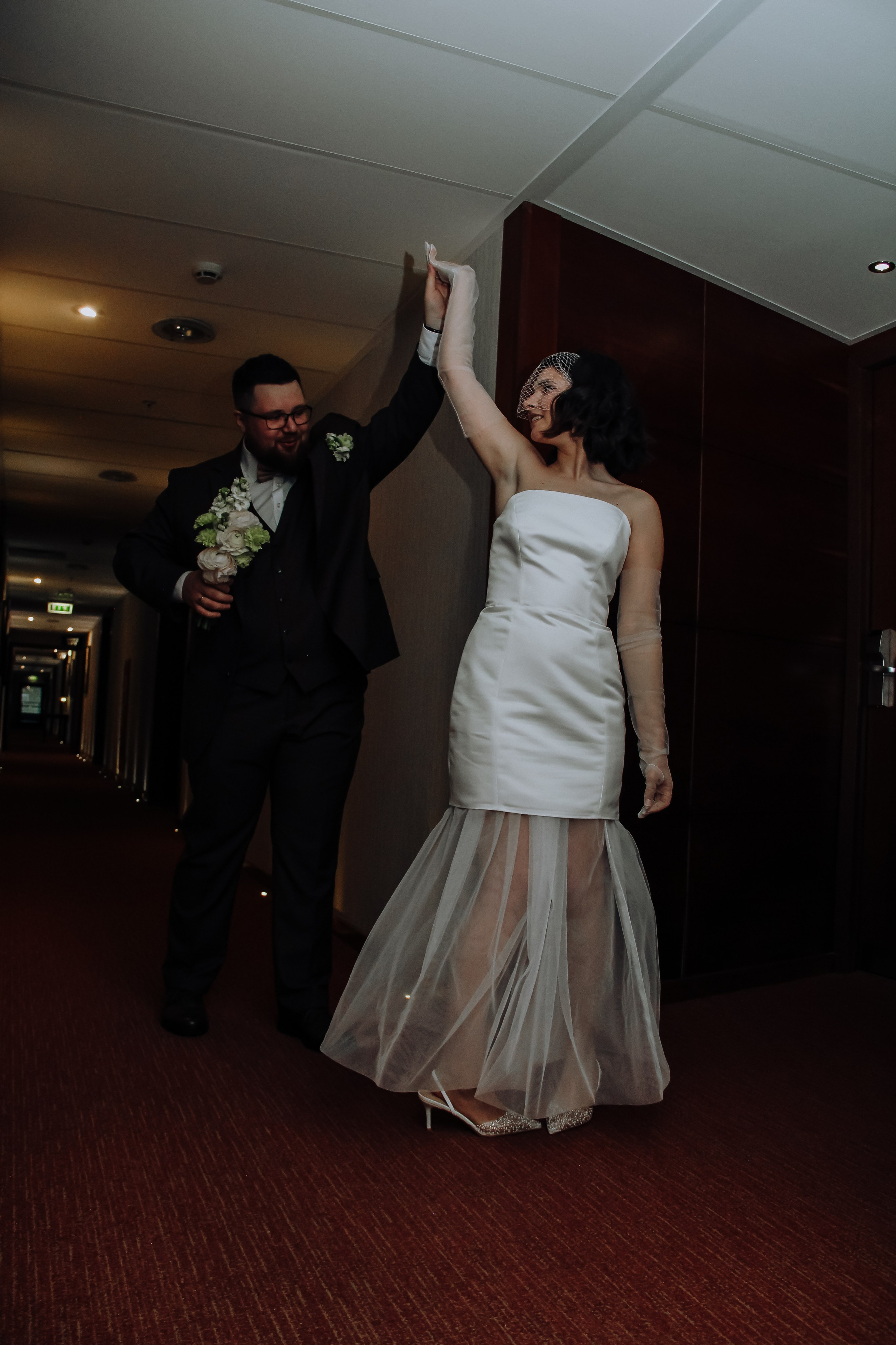 Свадебная история Олеси и Никиты. Семейный фотодуэт Ирина и Николай Власьевы. Фотосессии в Новосибирске