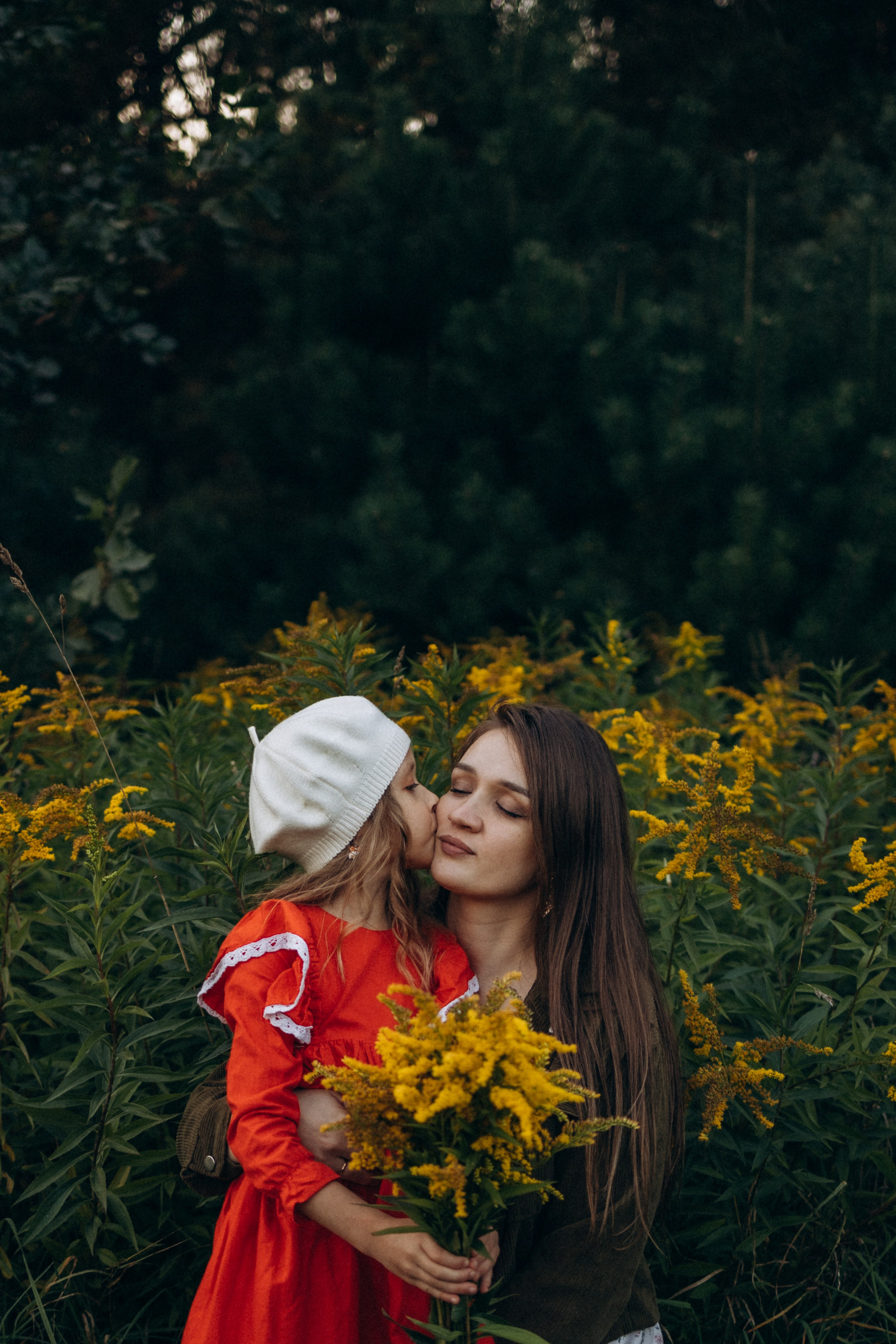 Семейная фотосессия (15.09.2025 г.) г. Жуков (Калужская обл.). Надежда Стар семейный и церковный фотограф в Жукове и Калужской области