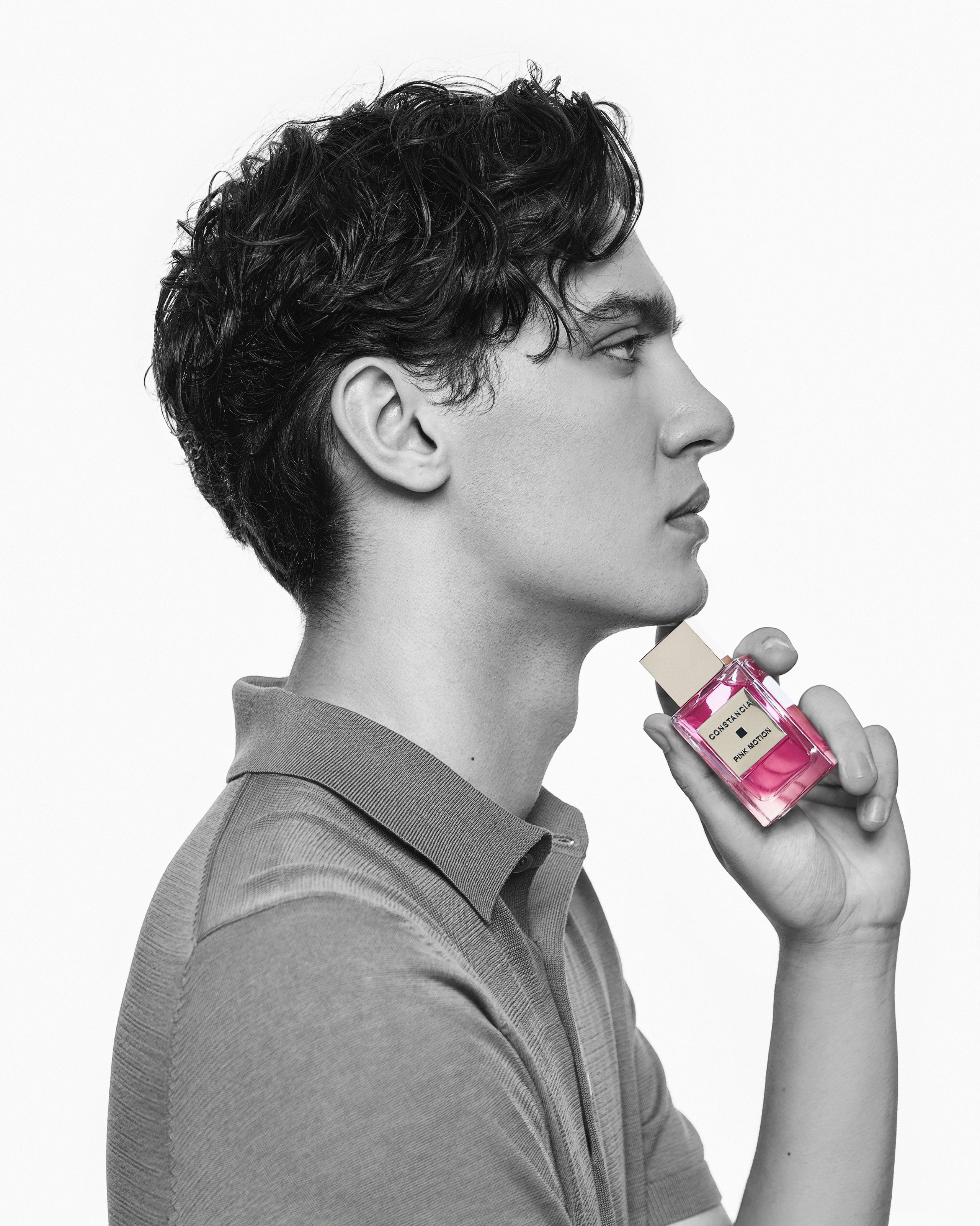 Campaign constancia perfume. Nadezhda Diskant is a Moscow and Saint Petersburg based photographer