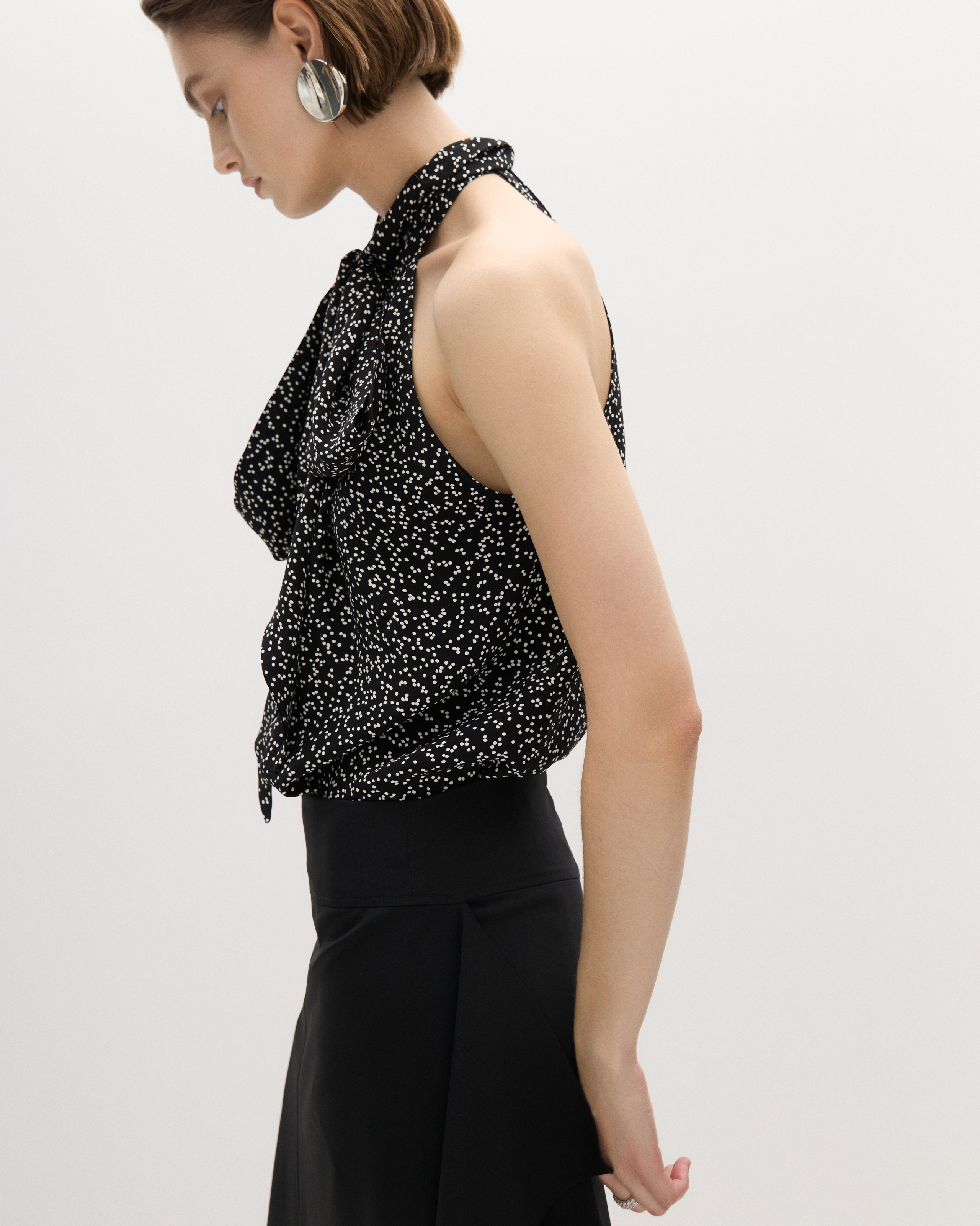 Room513. Фотограф и видеограф для брендов в Москве